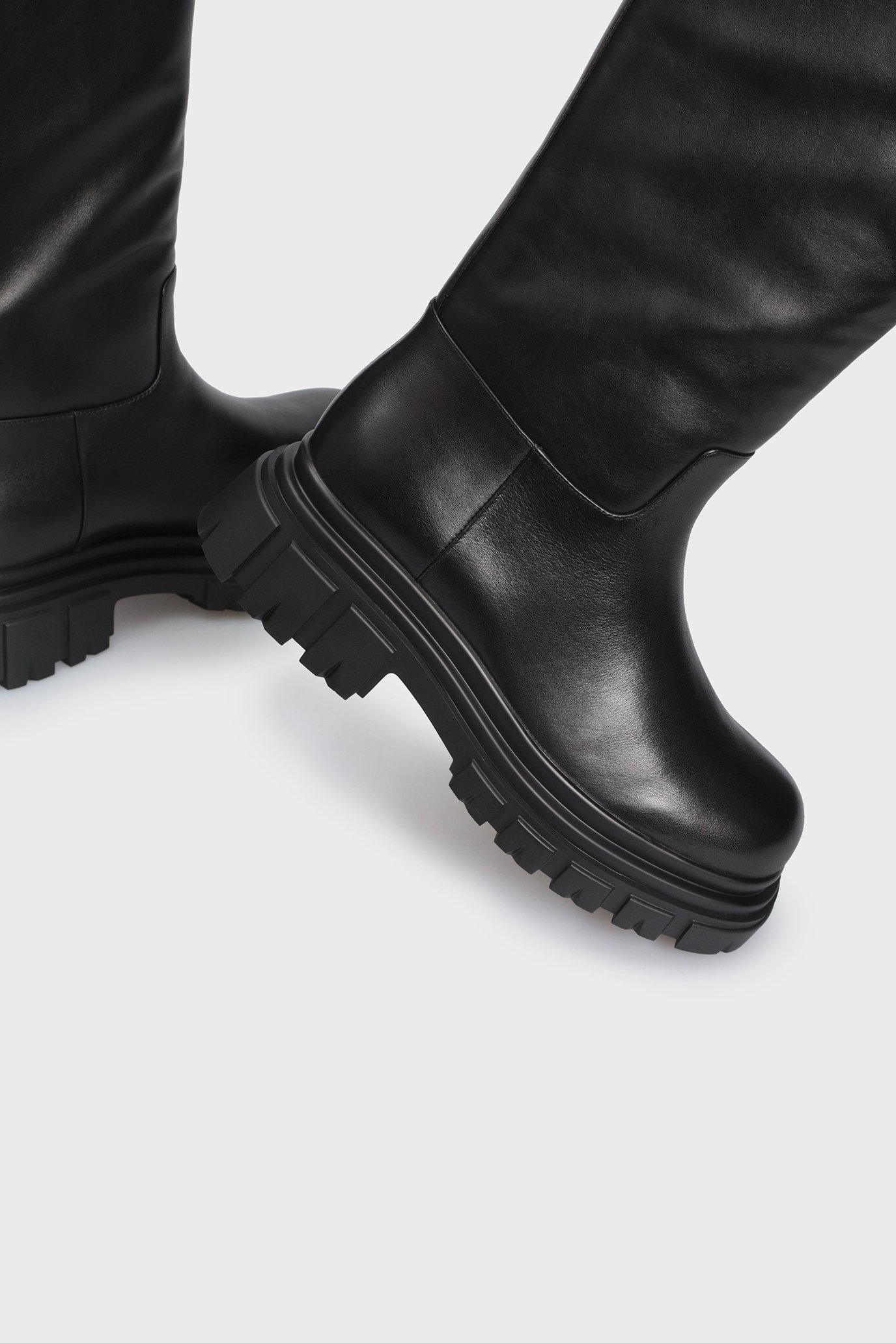 Женские черные кожаные сапоги Packsa 2