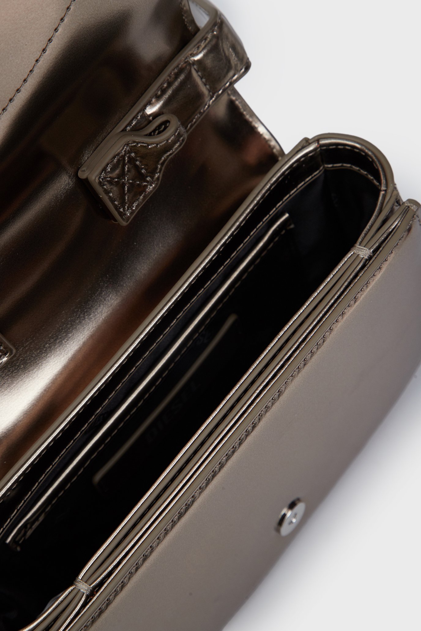 Женская золотистая кожаная сумка 1DRDiesel Женская золотистая кожаная сумка 1DR 6