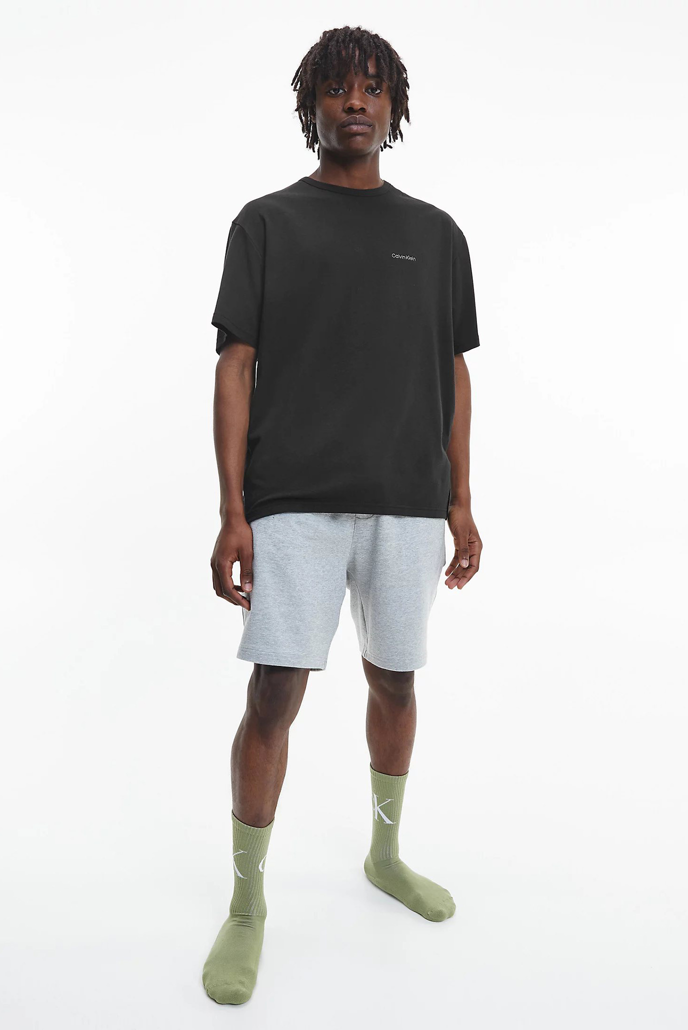 Мужская черная футболка 2