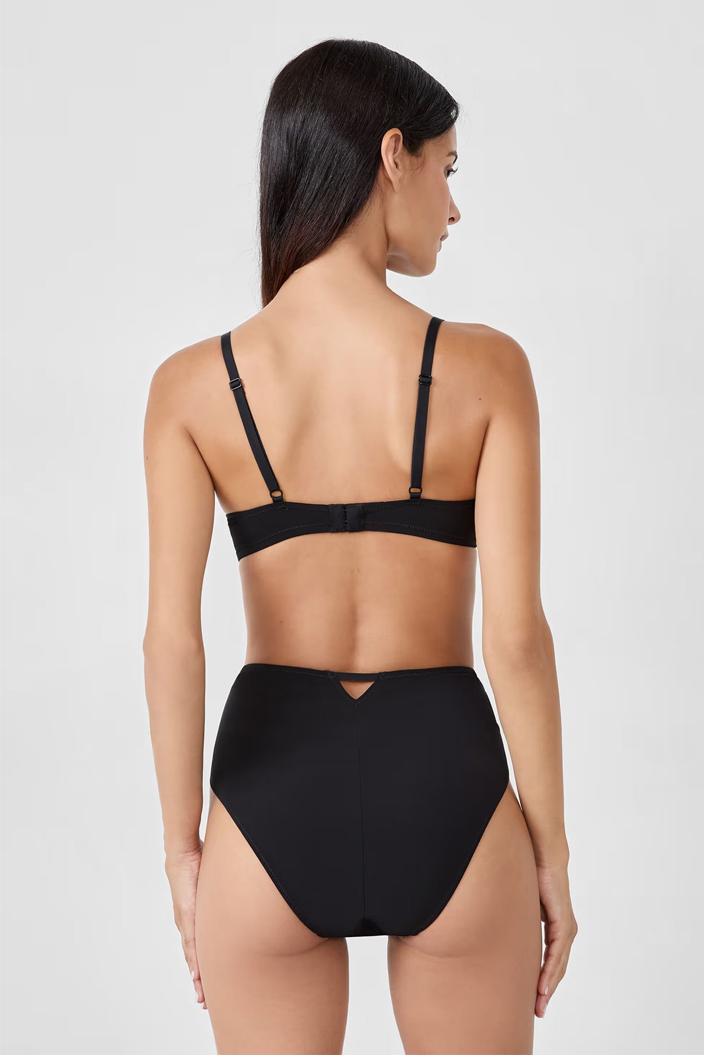 Бюстгальтер BADINAGE - N*4 CLASS 3