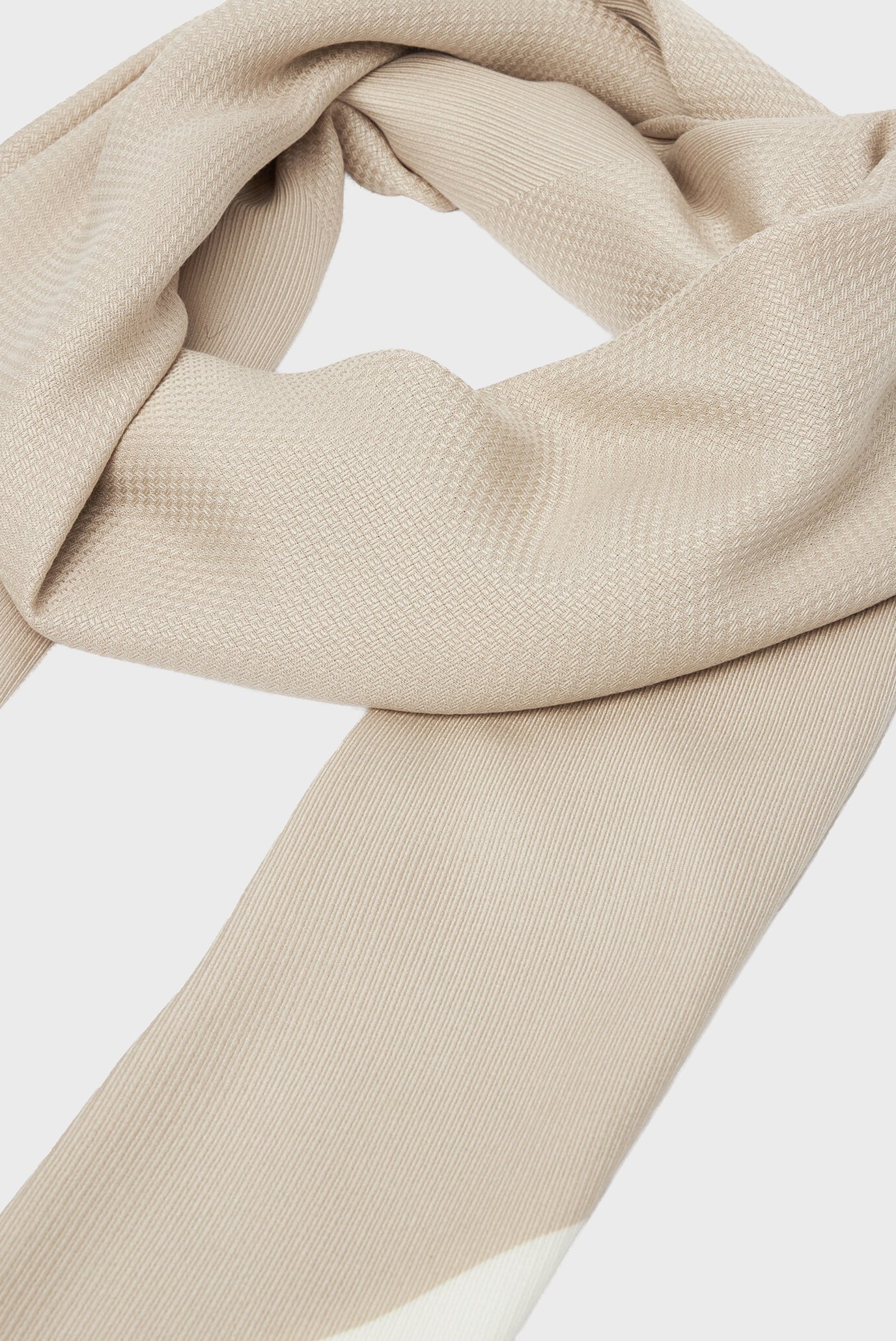 Шарф BOLD LOGO CONTRAST SCARF 120x120 2