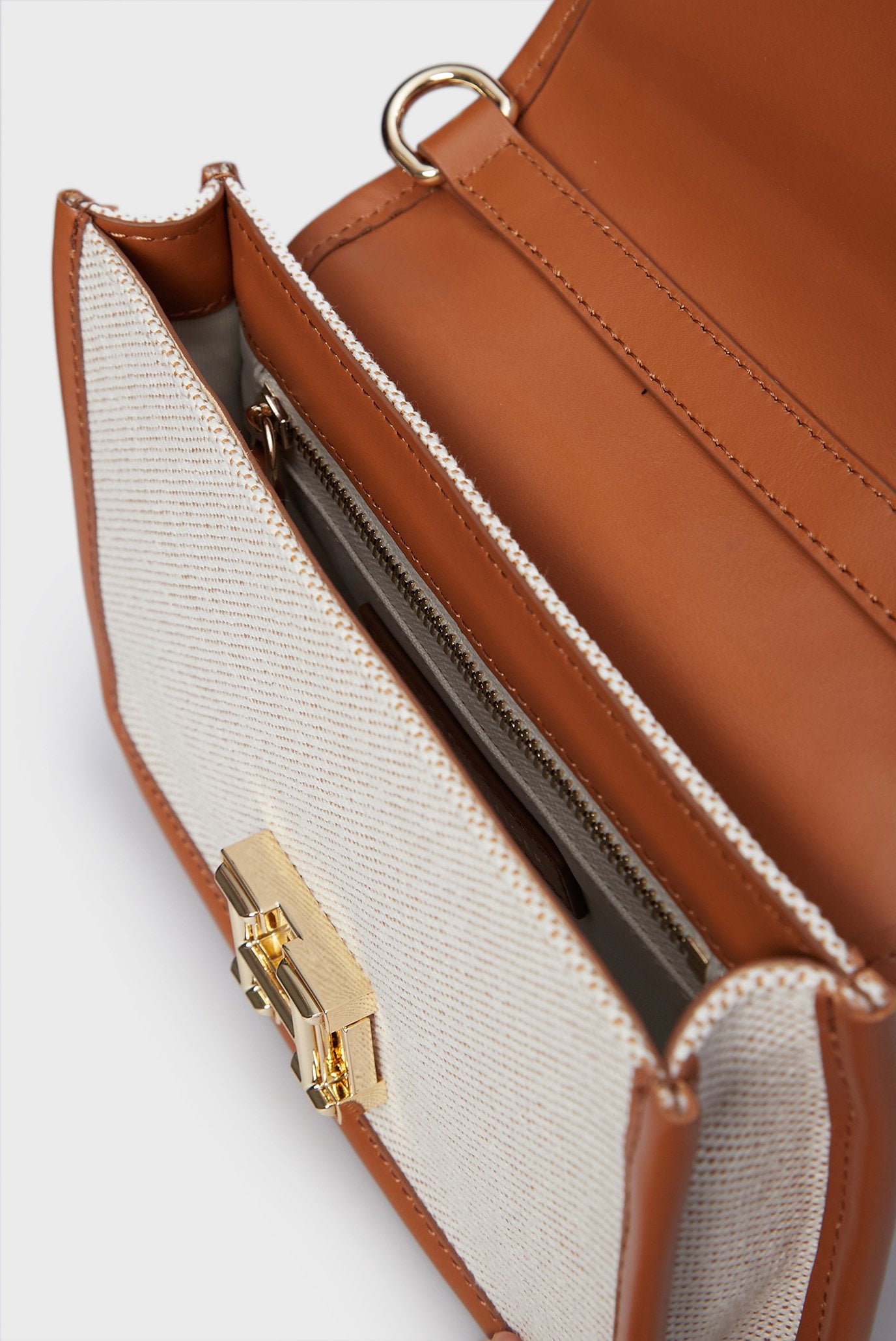 Сумка TH LOGO LEATHER CROSSOVER CANVAS 2