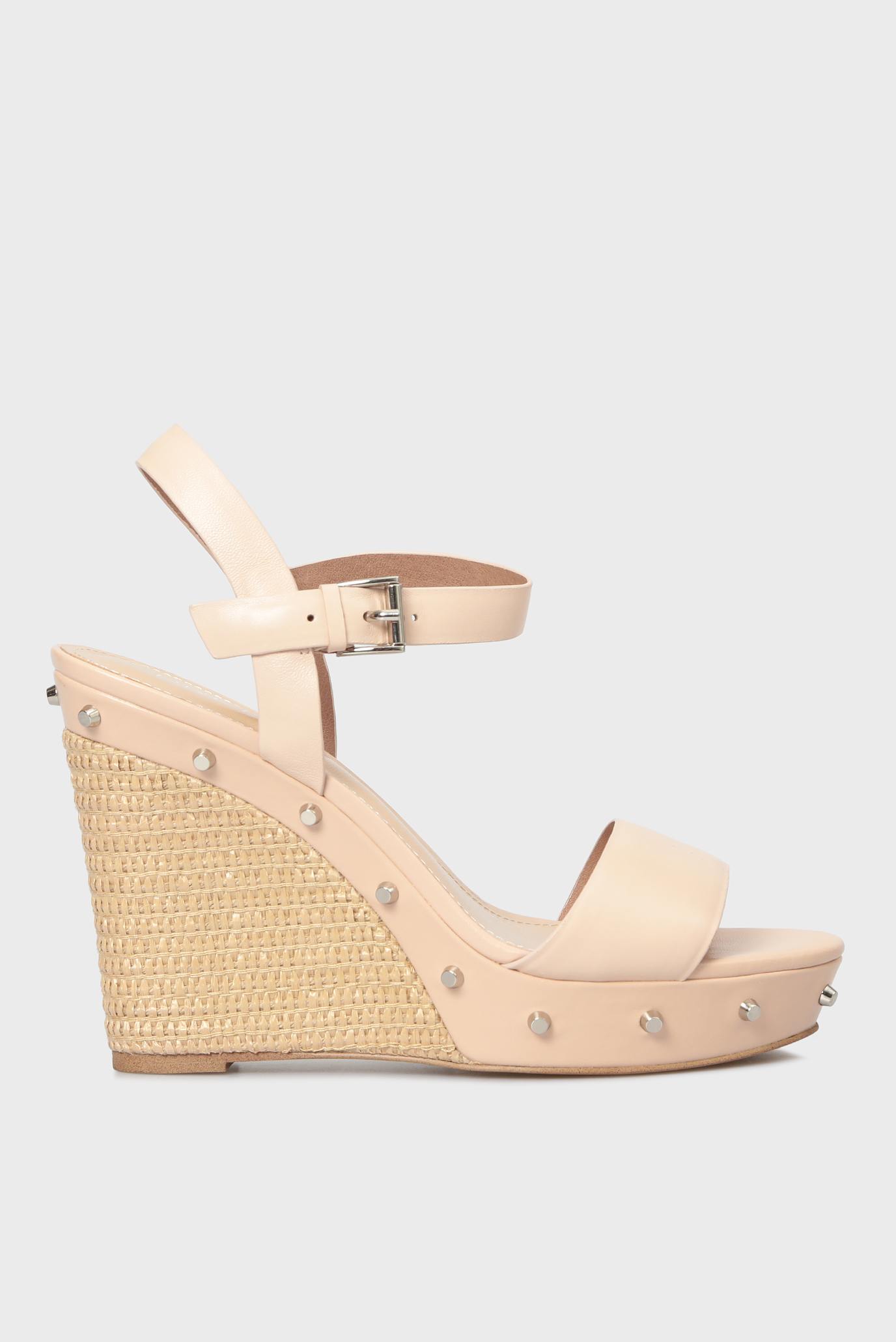 Женские бежевые кожаные босоножки 6