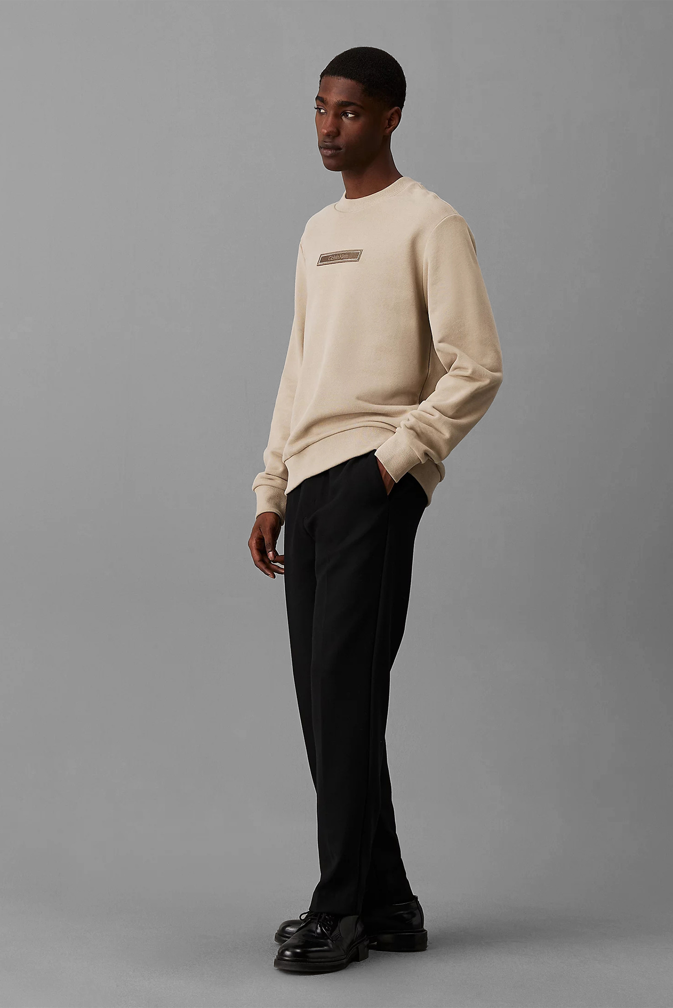 Свитшот EMBROIDERED LOGO SWEATSHIRT 2