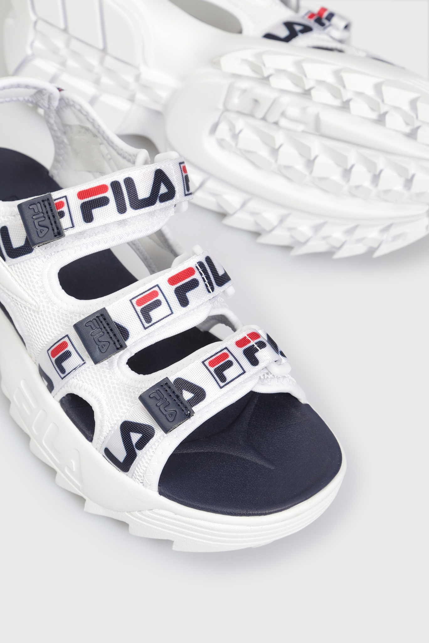 Женские белые сандалии DISRUPTOR SANDAL Fila 5SM00034FLA — FR Group