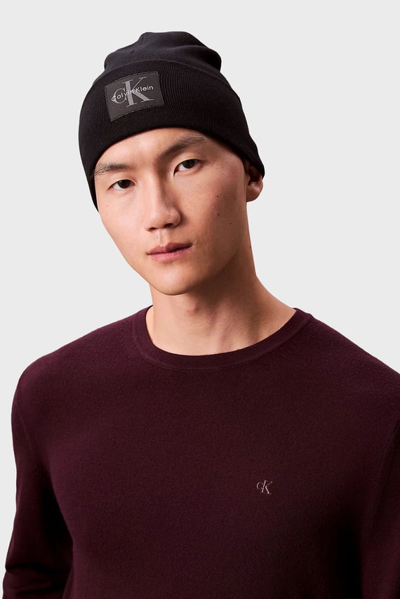 Шапка MONOLOGO PATCH BEANIE
