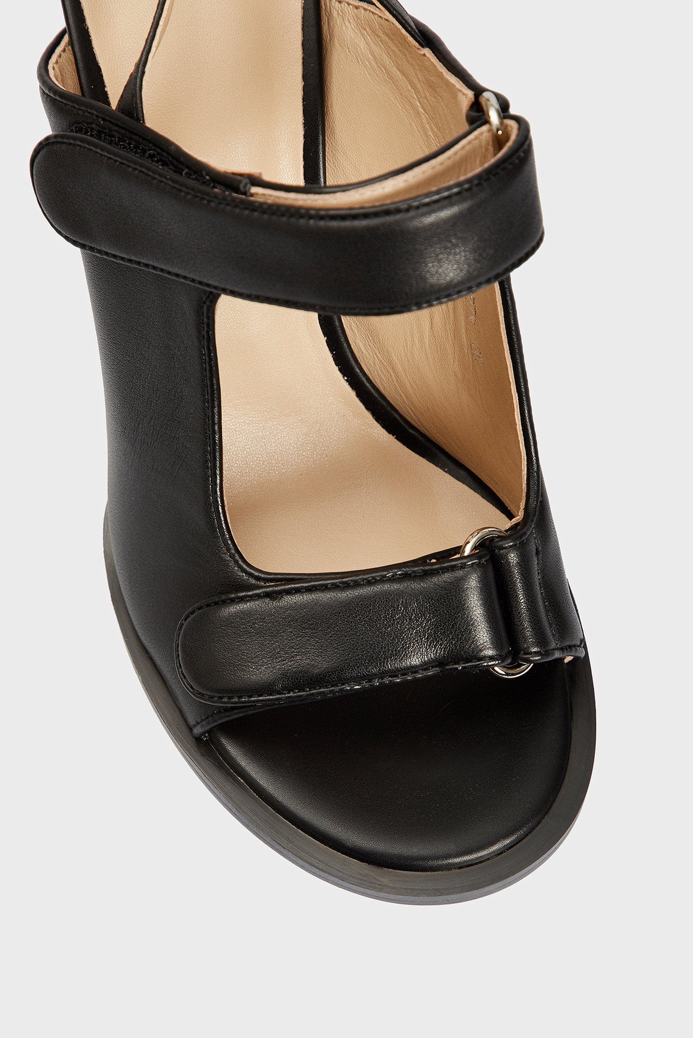 Женские черные кожаные босоножки Skayler 4