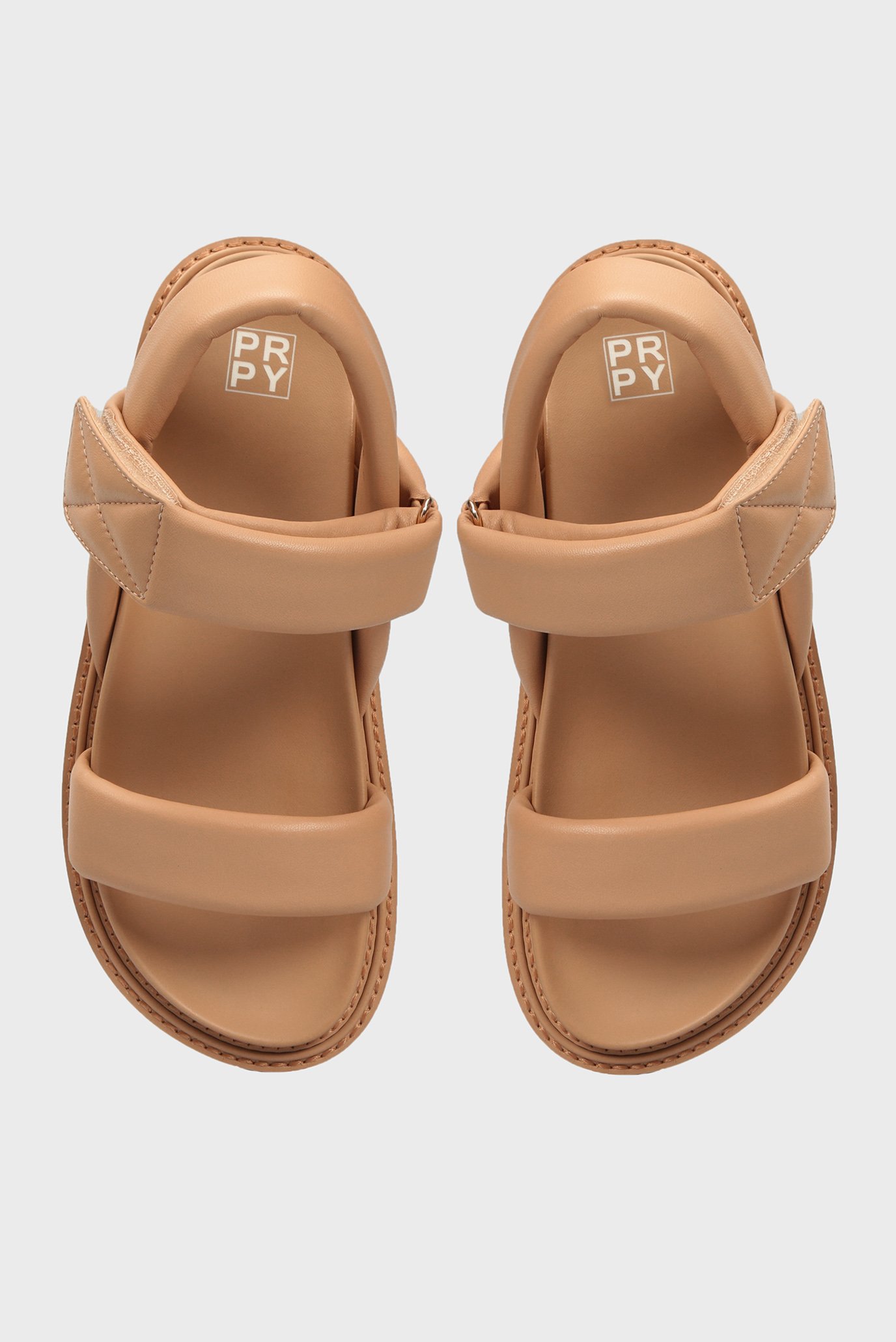 Женские бежевые кожаные сандалии Veneto 9