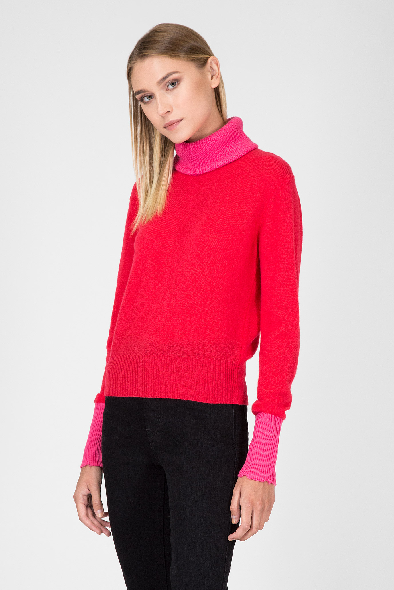 Женский малиновый шерстяной свитер 7