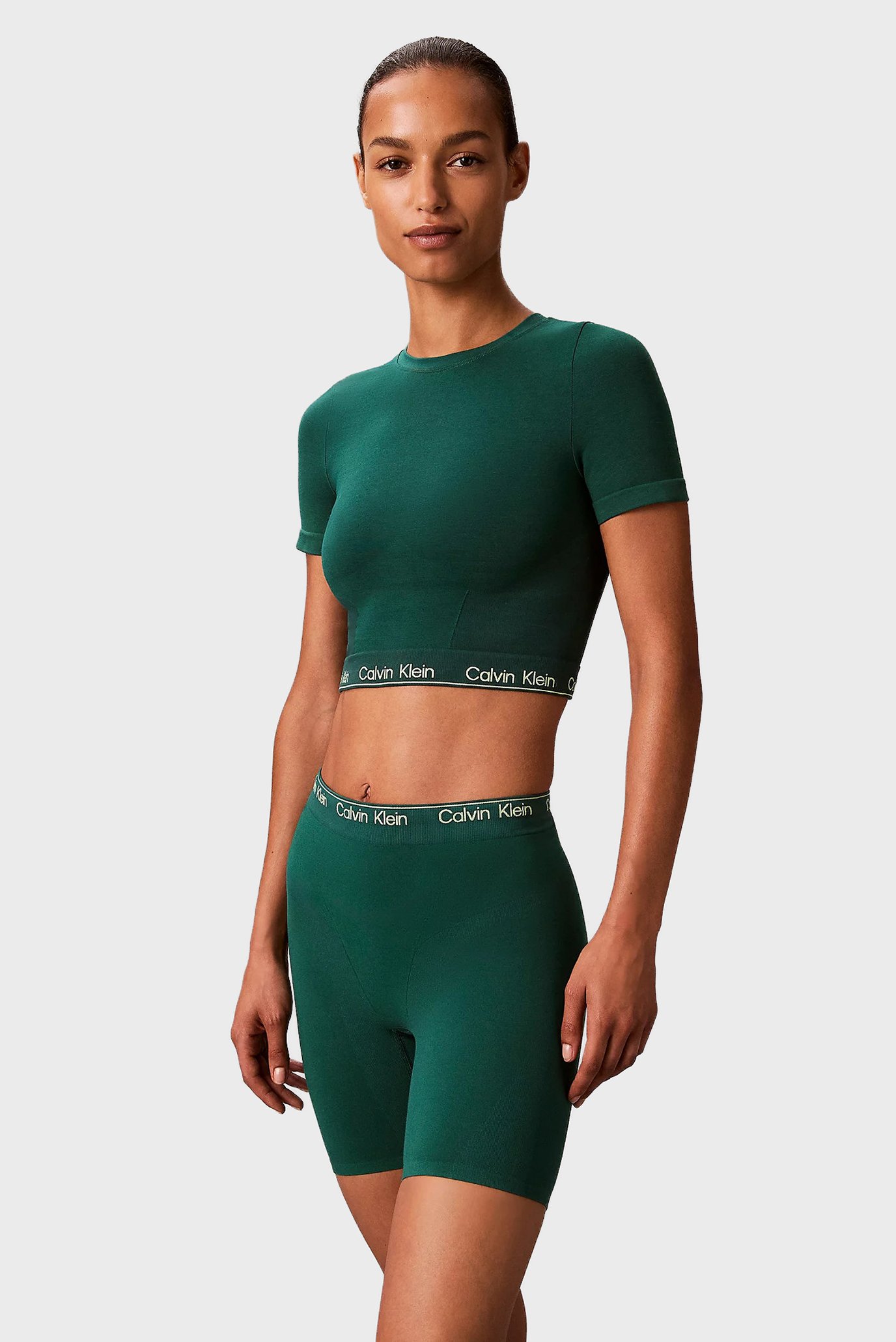 Трусы MID THIGH SHORT 1