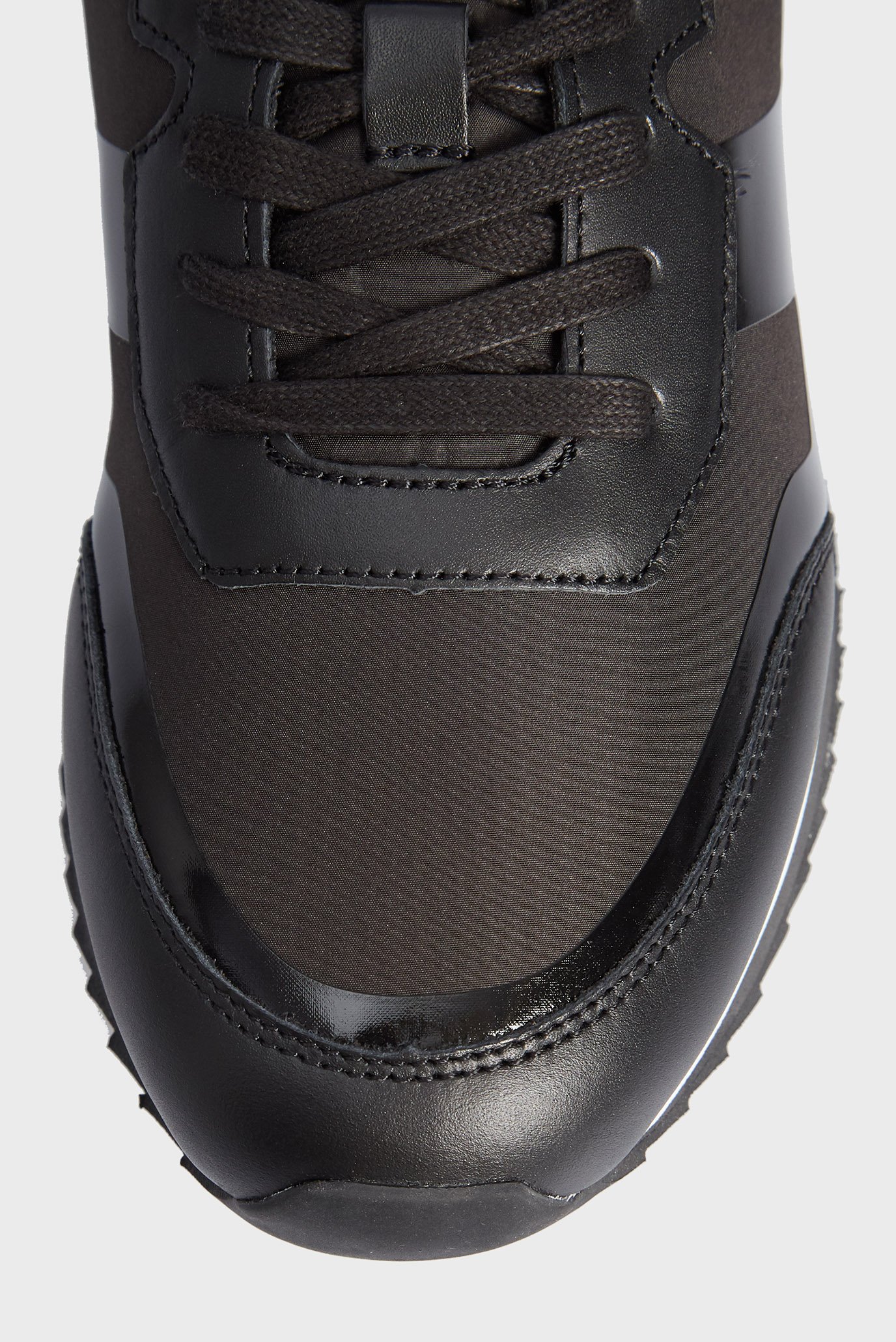 Мужские черные кроссовки LOW TOP LACE UP HEAT BOND 5