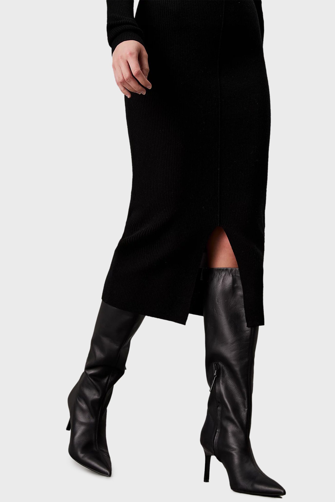 Женское черное шерстяное платье SOFT RIB V-NECK MIDI 4