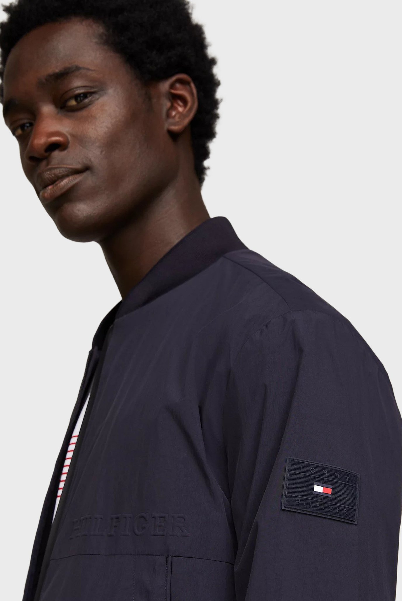 Мужской темно-синий бомбер PORTLAND BOMBERTommy Hilfiger Мужской темно-синий бомбер PORTLAND BOMBER 4