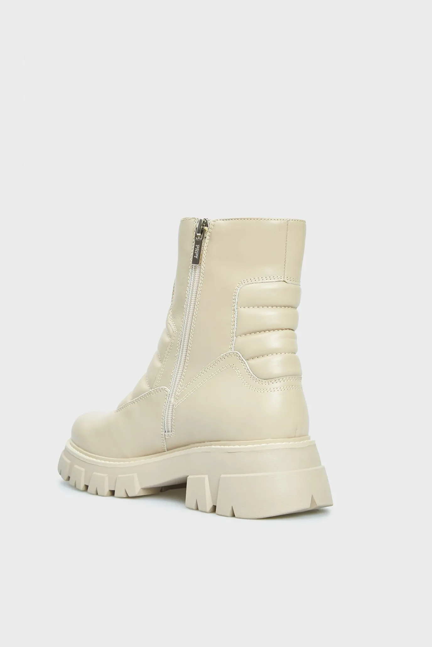 Женские бежевые кожаные ботинки Anouk 4