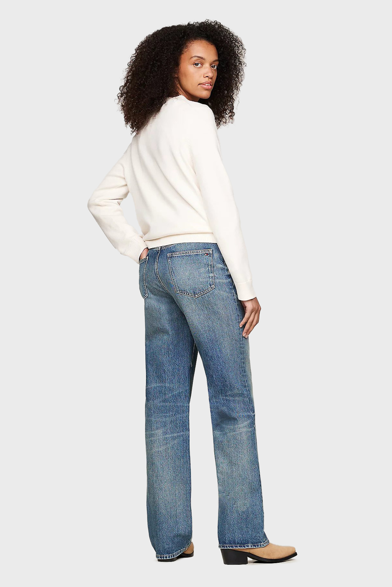 Женский белый джемпер CREST GRAPHIC C-NK 3