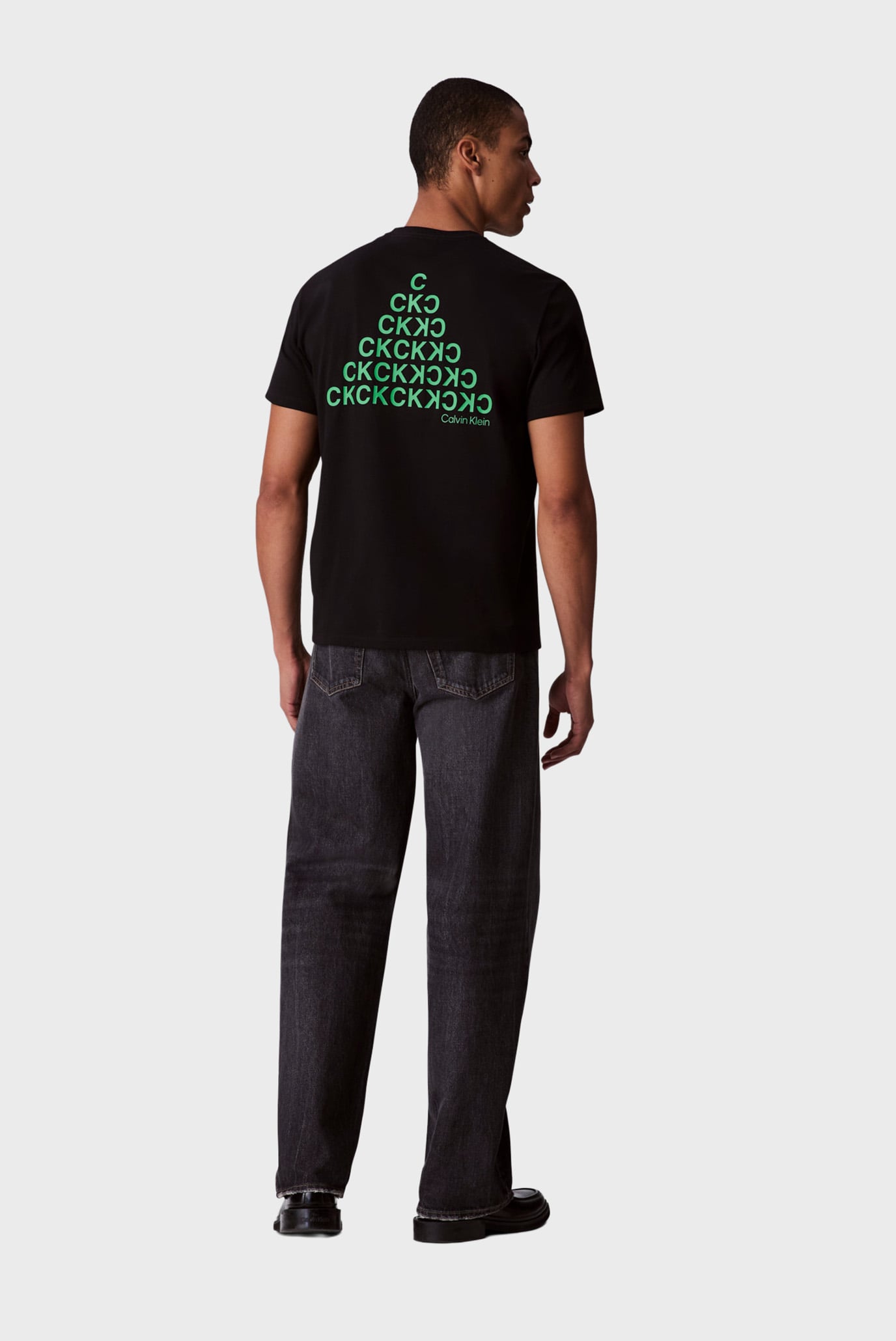 Футболка/SS 20S CALVIN BH PYRAMID GRAPHIC 2