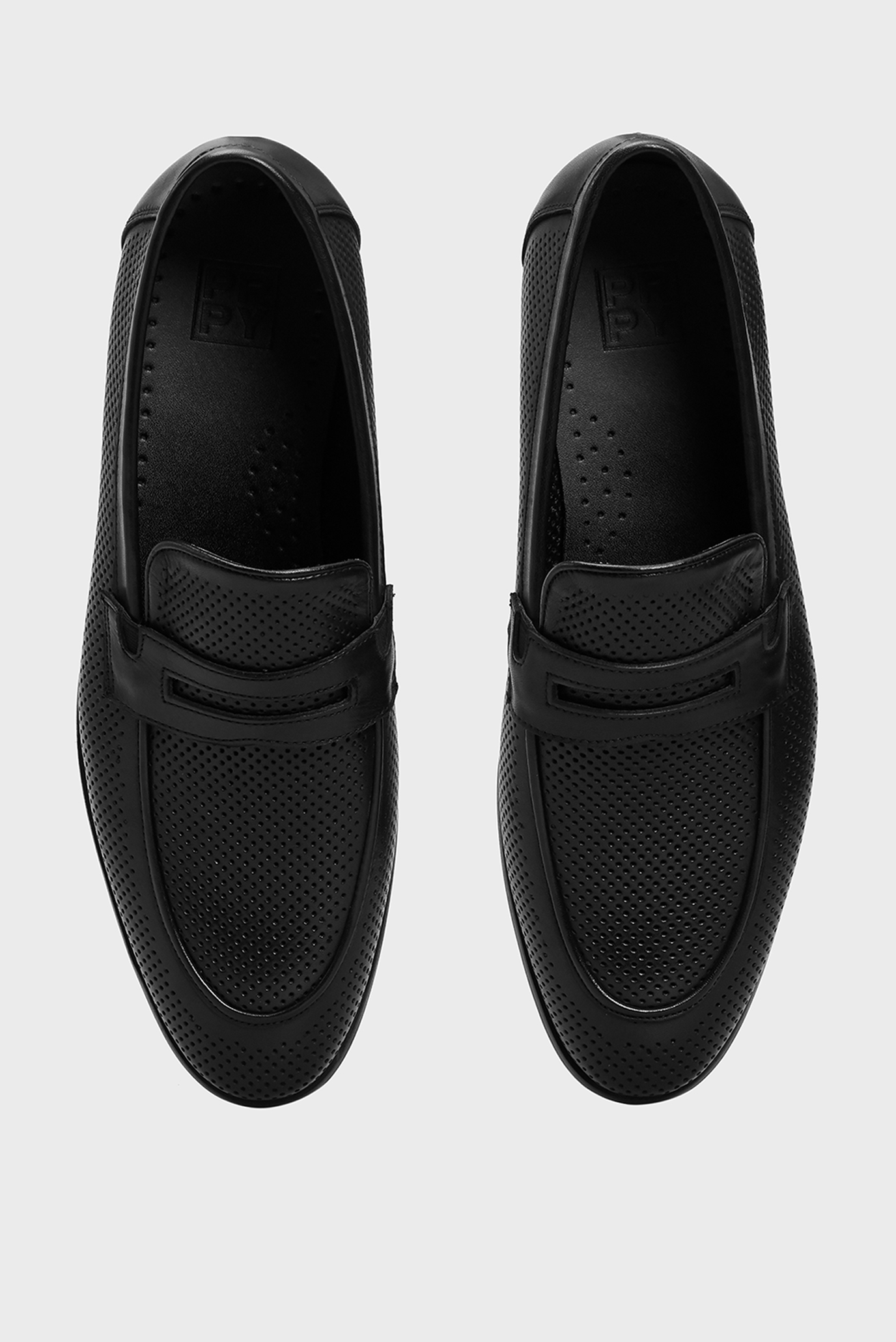 Мужские черные кожаные лоферы Basilio 10