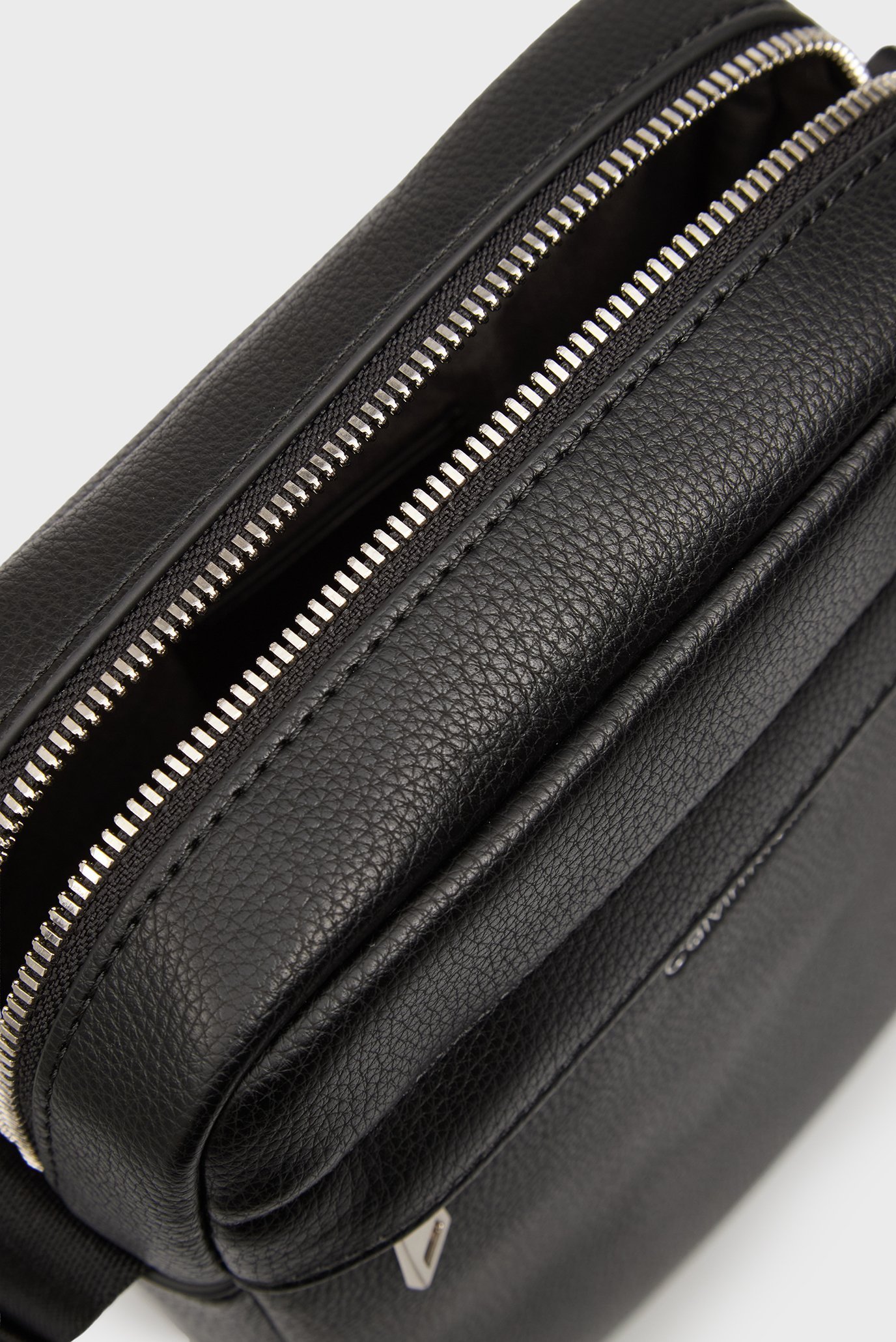 Сумка RAISED REPORTER 2