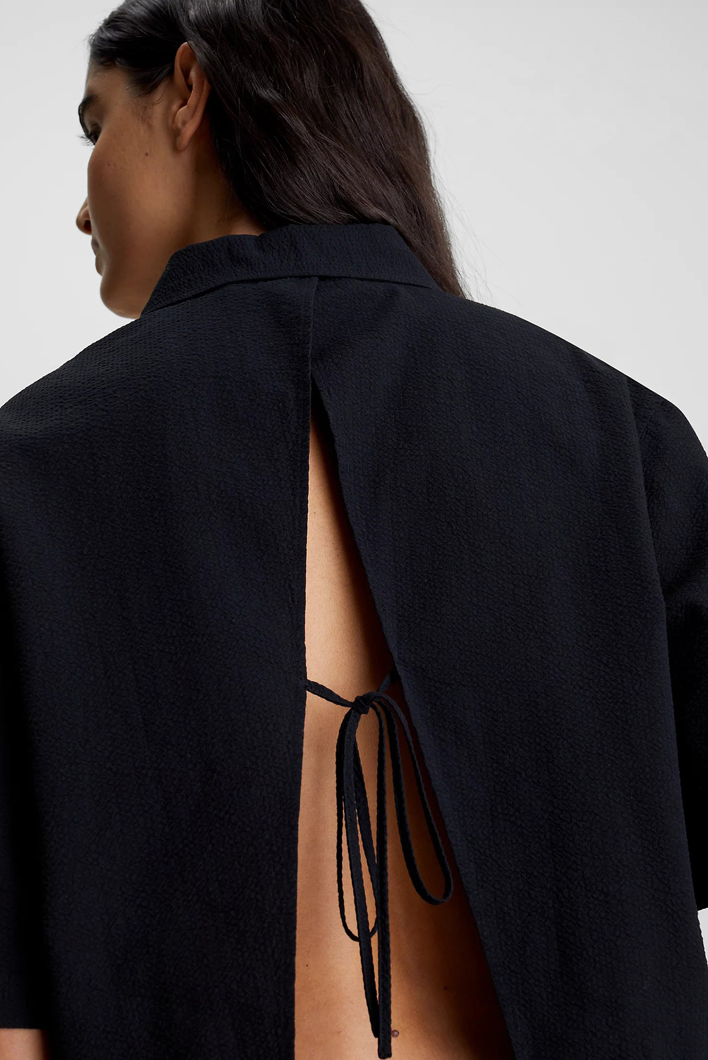 Женская черная рубашка BACK DETAIL SEERSUCKER 4