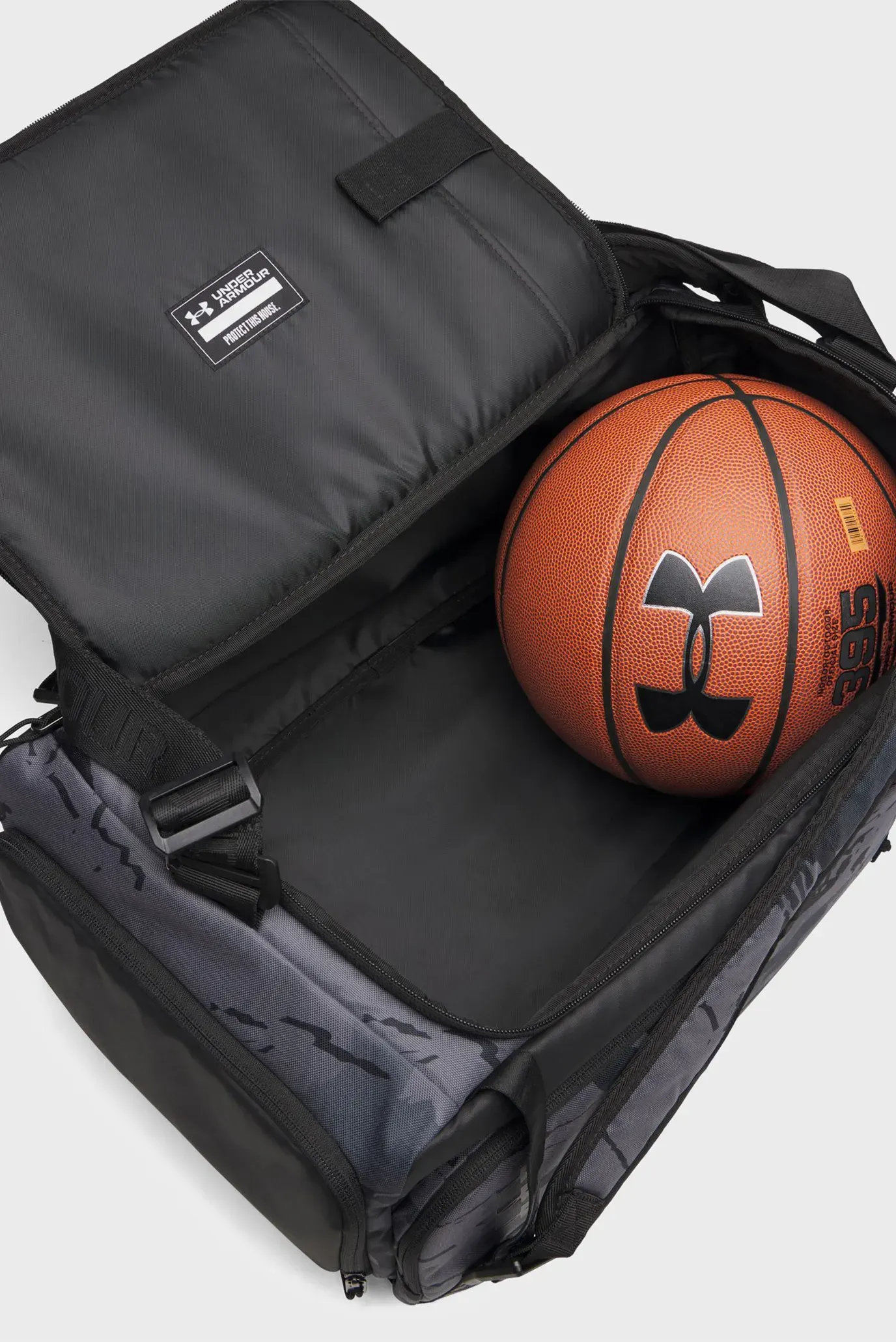 Сумка UA Contain Duo SM BP Duffle-BLK 5