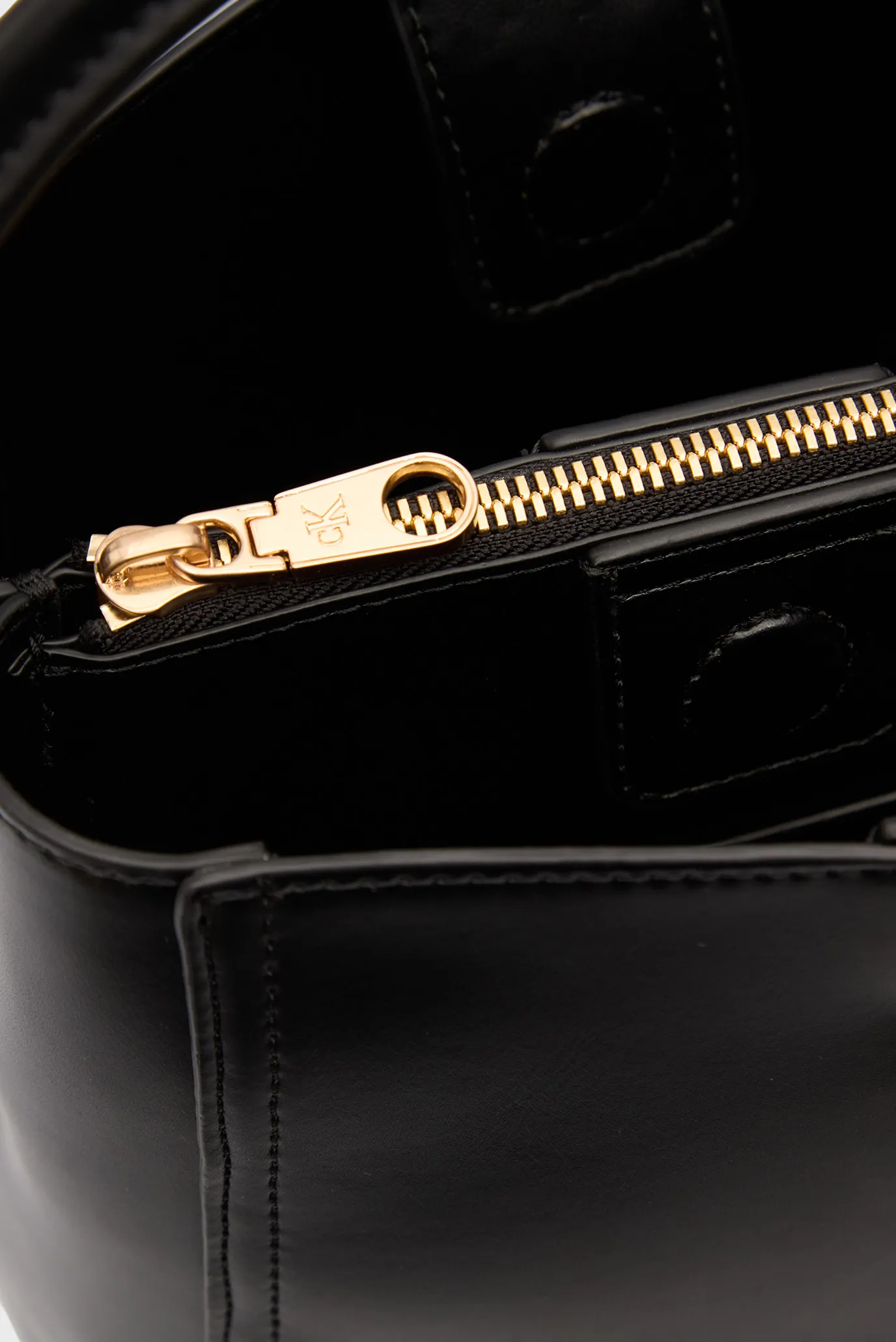 Сумка CK BUCKET WITH STRAP 5