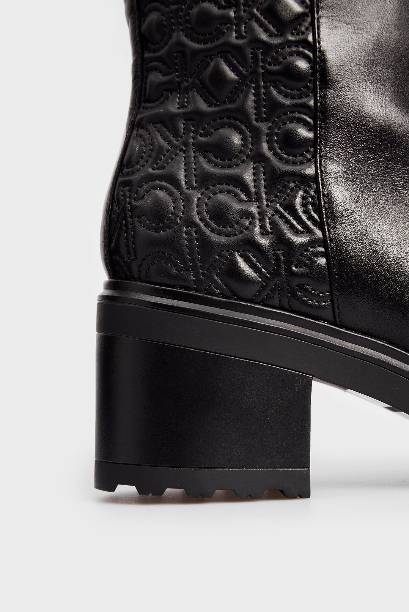 Женские черные кожаные ботильоны 6