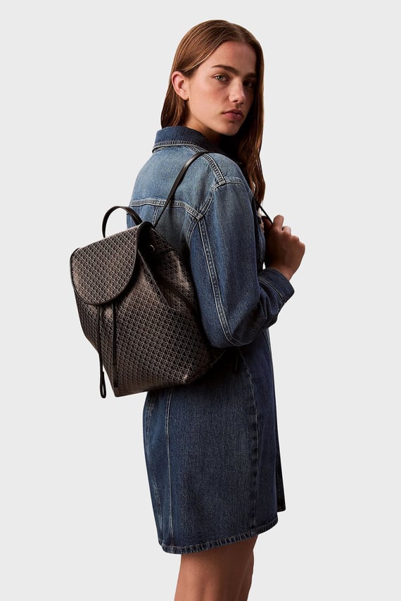 Рюкзак EMBLEM AOP FLAP BACKPACK