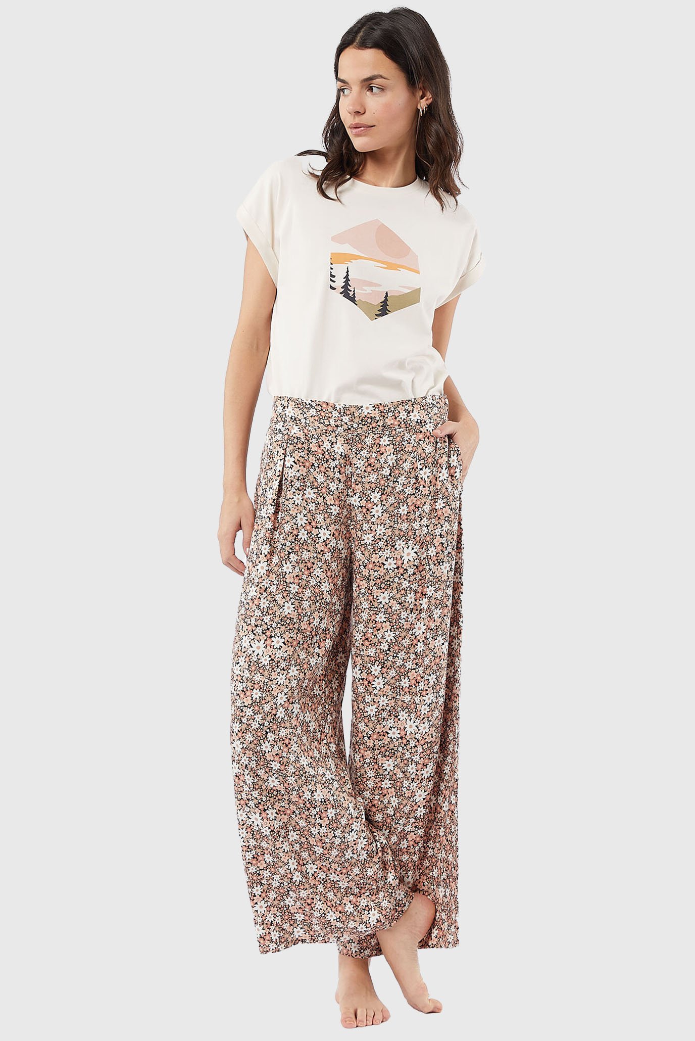 Женская белая футболка HEDDA 3