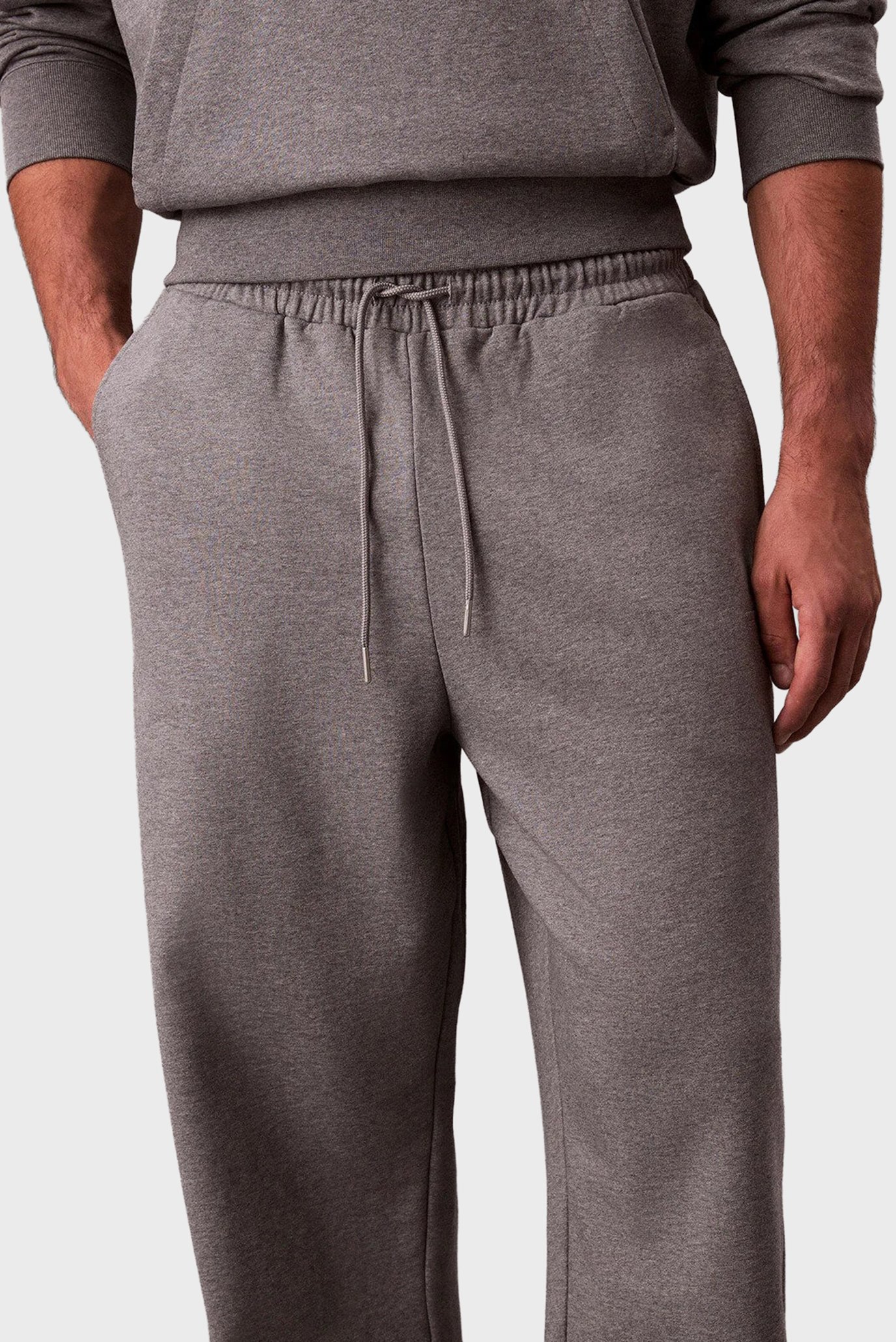 Штаны спортивные PREMIUM TERRY CK EMBLEM JOGGERCalvin Klein Штаны спортивные PREMIUM TERRY CK EMBLEM JOGGER 3