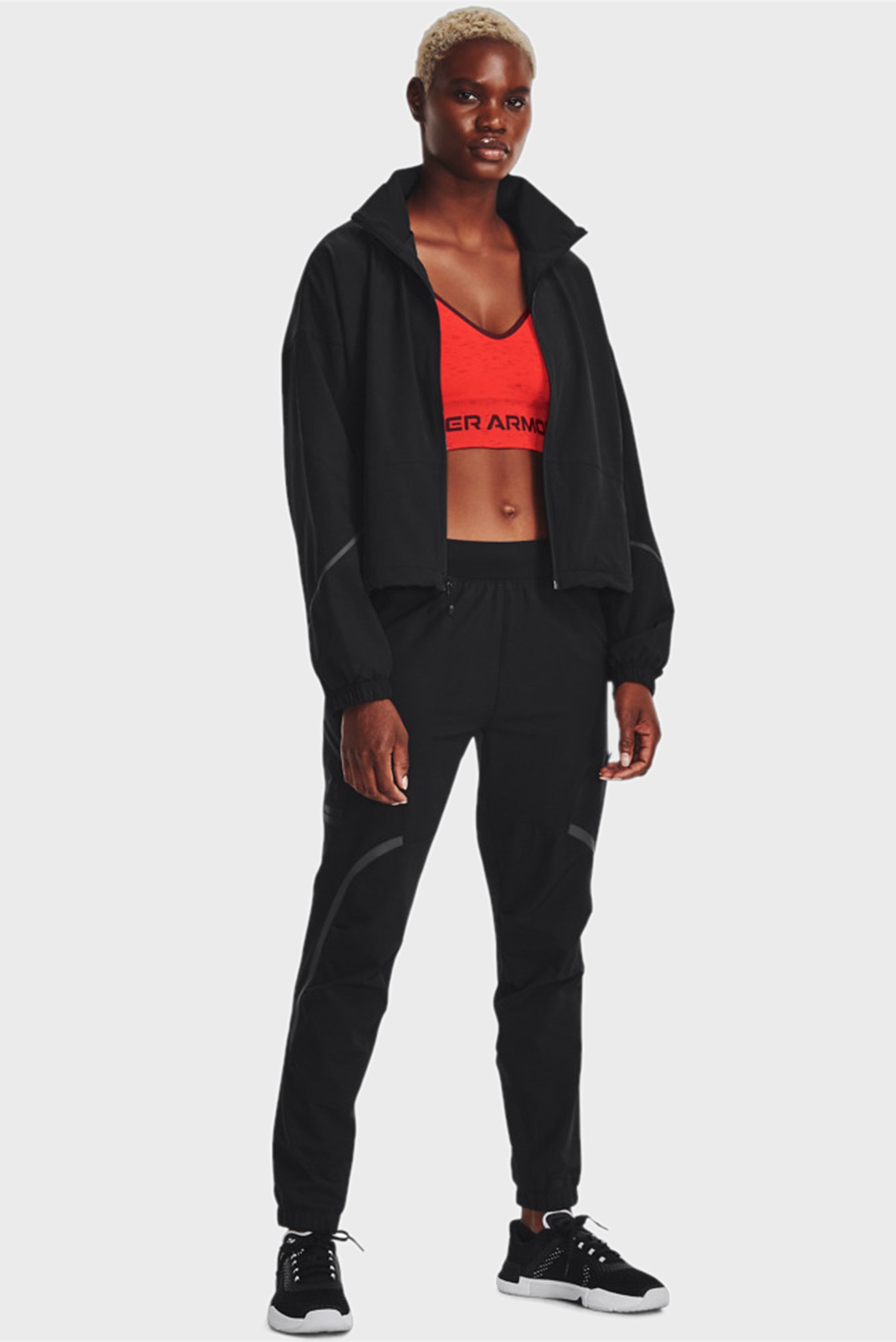 Женская черная ветровка Unstoppable Jacket 8