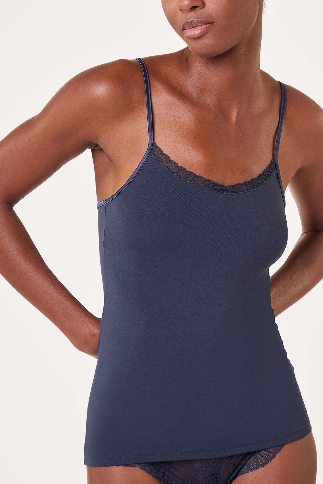 Майка WARM ME UP LACE - CARACO 3