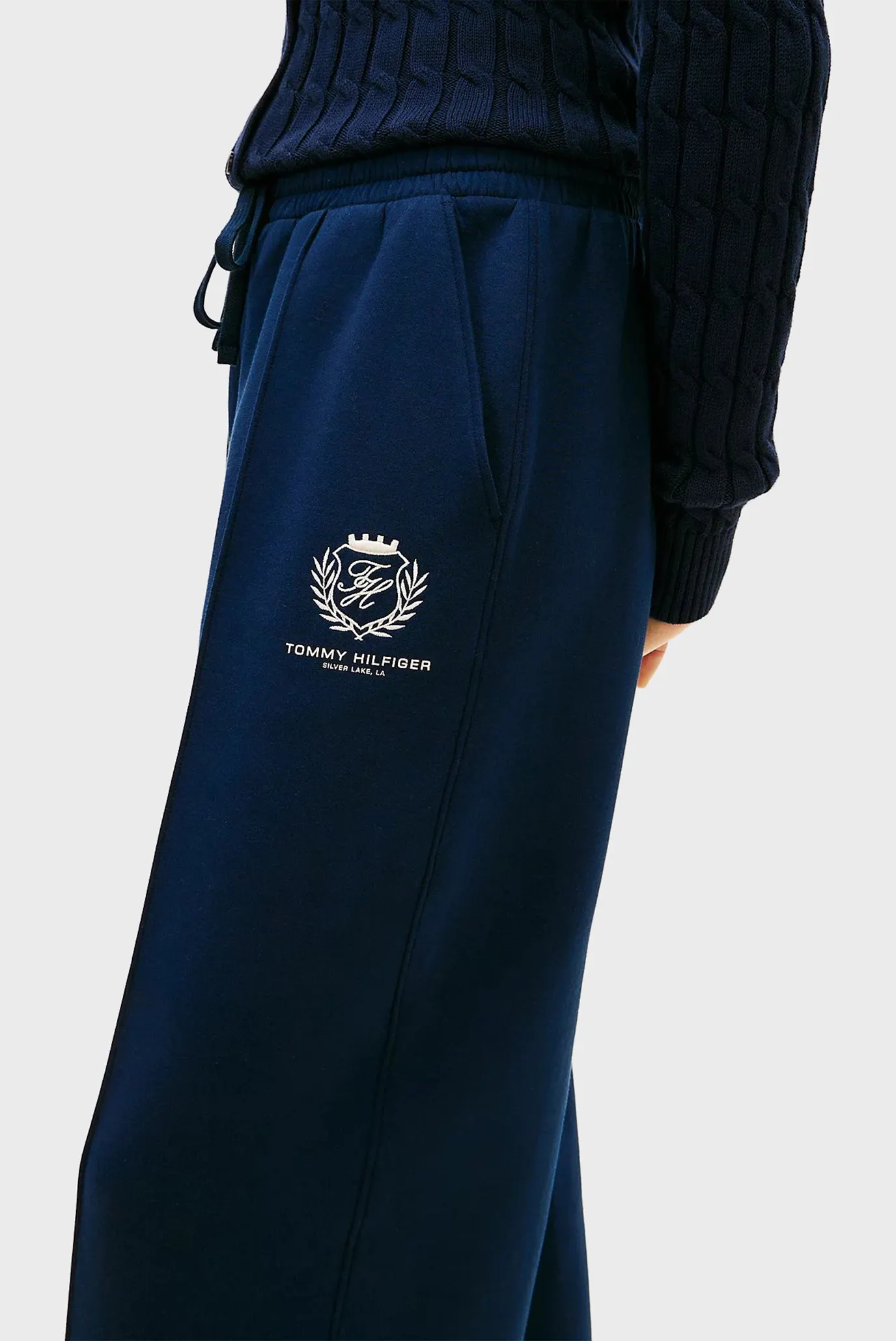 Штаны спортивные VARSITY CREST INTLCK SWEATPANT 4