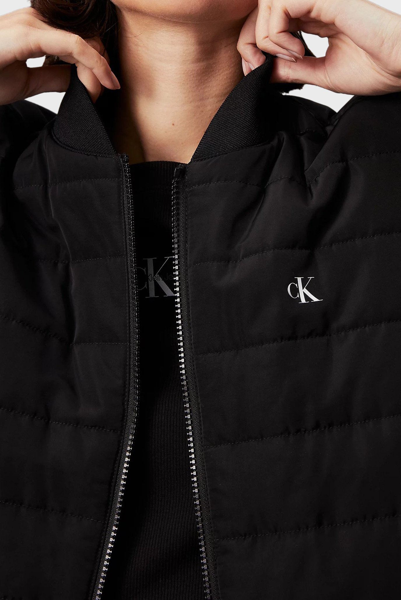 Женский черный бомбер QUILTED BOMBER 7