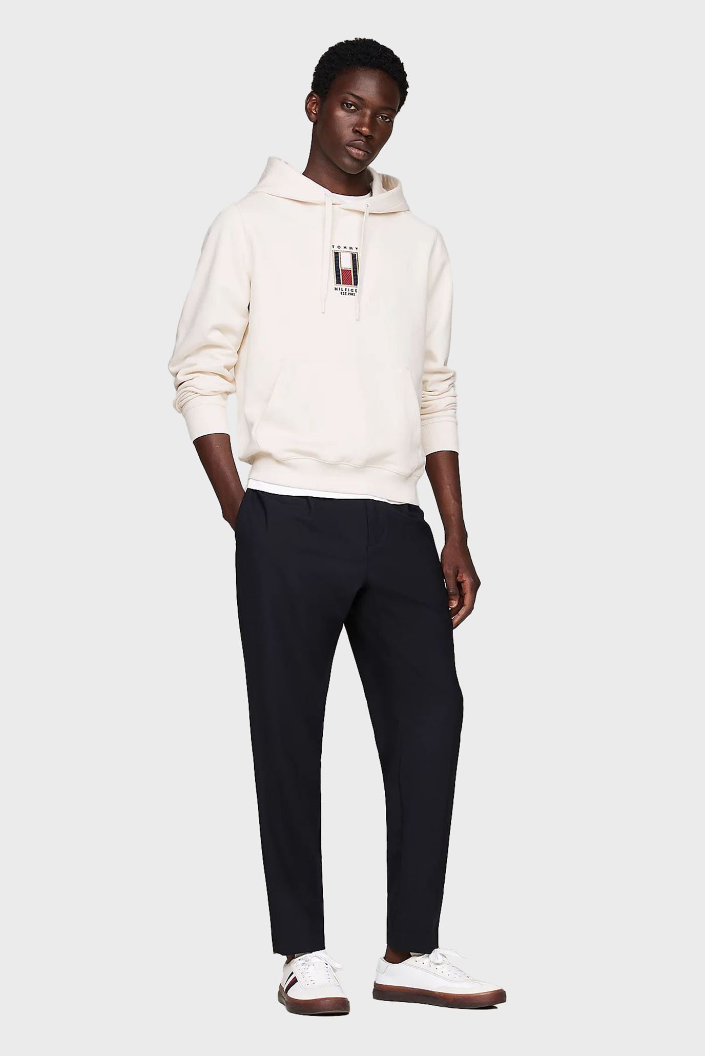 Худи VERTICAL FLAG HOODY 2