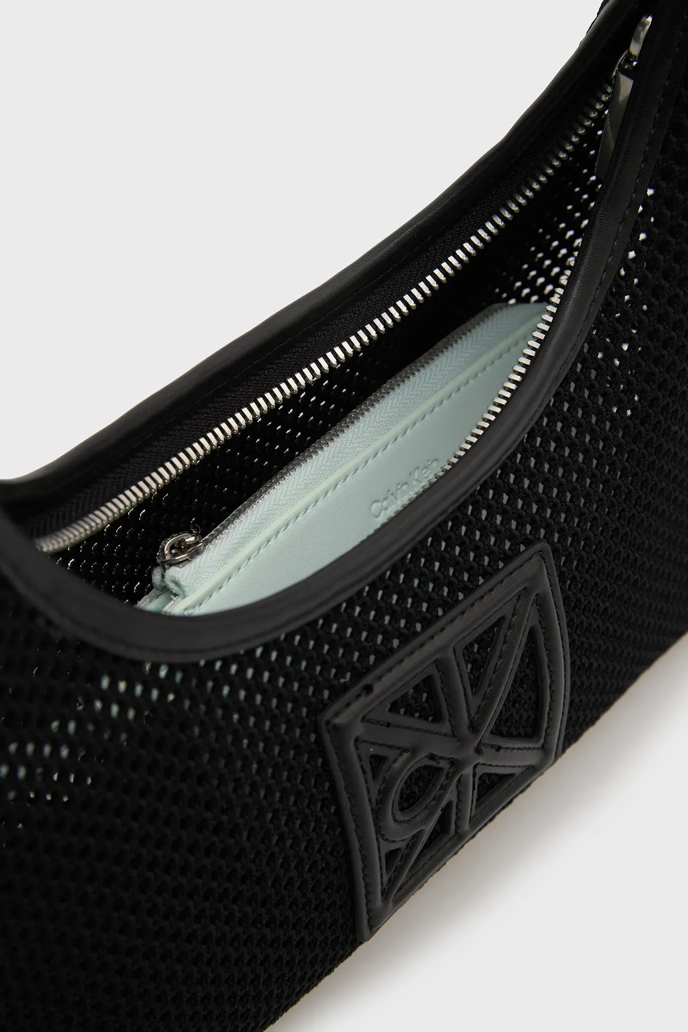 Сумка EMBLEM MESH SHOULDER BAG 5