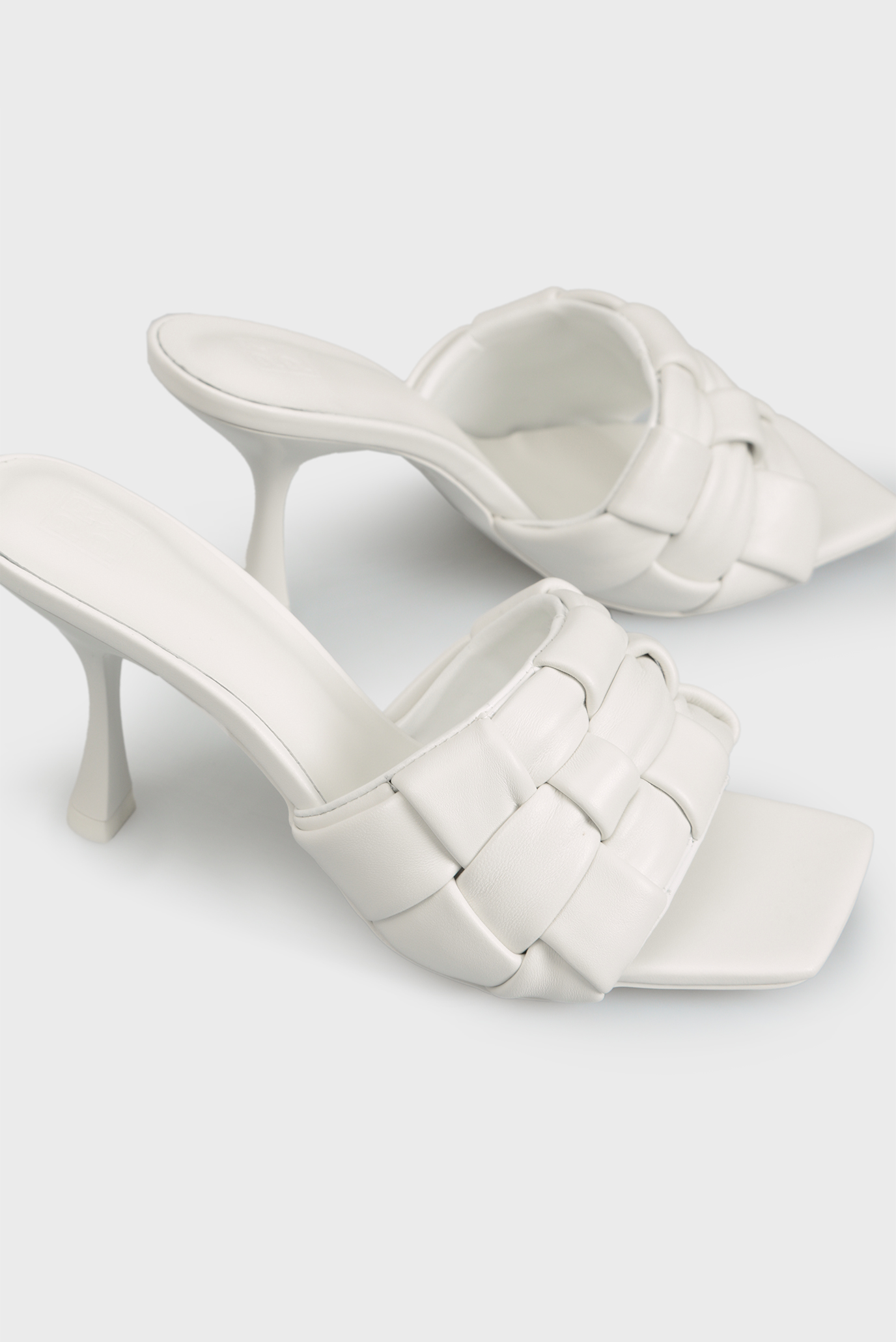 Женские белые кожаные мюли AylaPRPY Женские белые кожаные мюли Ayla 6