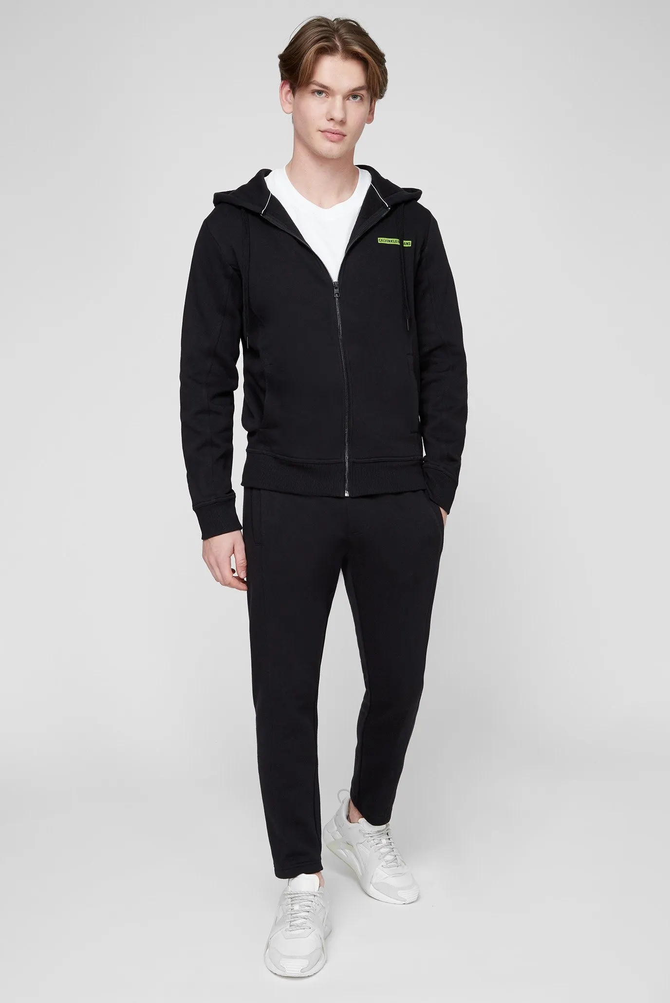 Мужские черные спортивные брюки 2