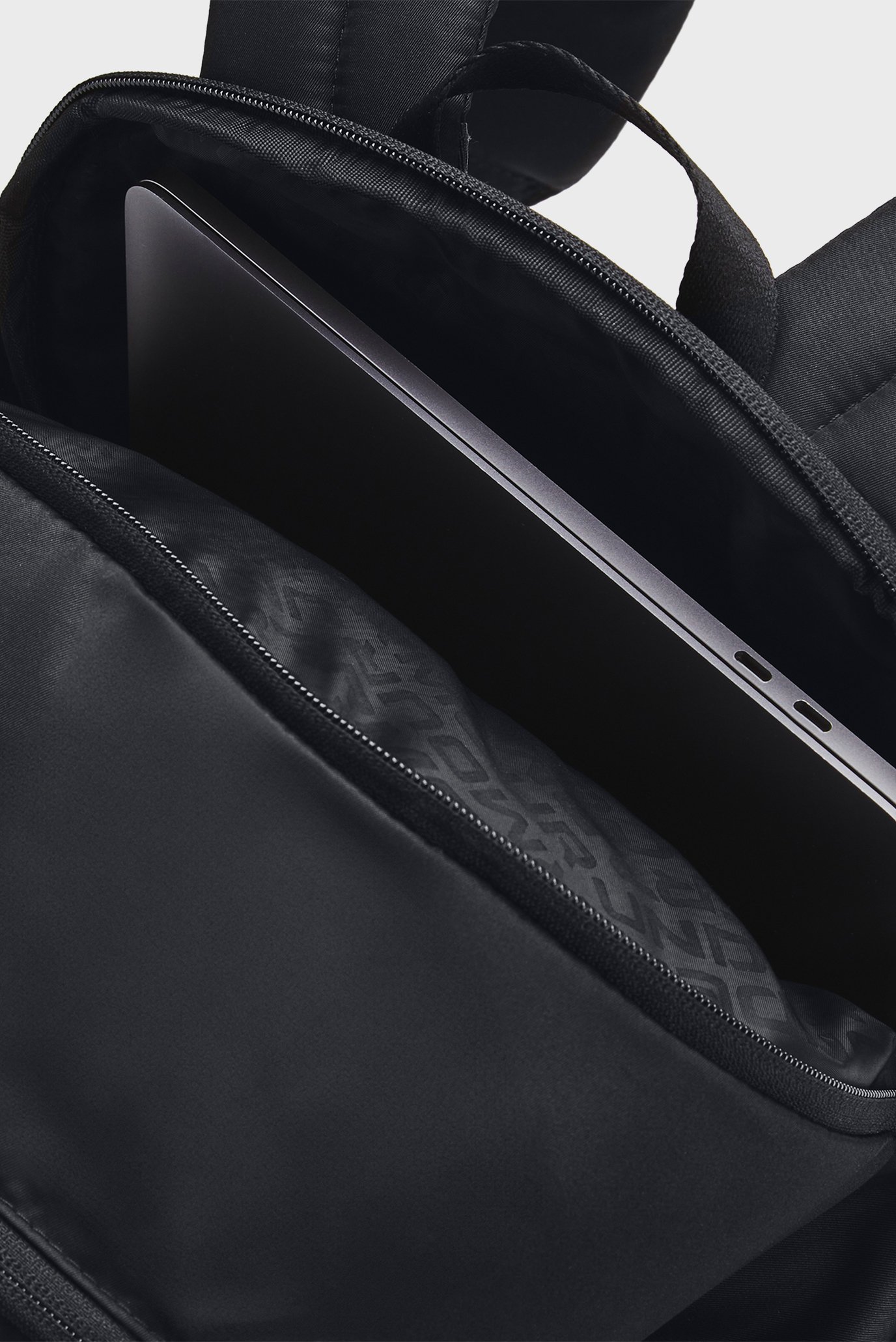 Женский черный рюкзак UA Studio Campus BP 6