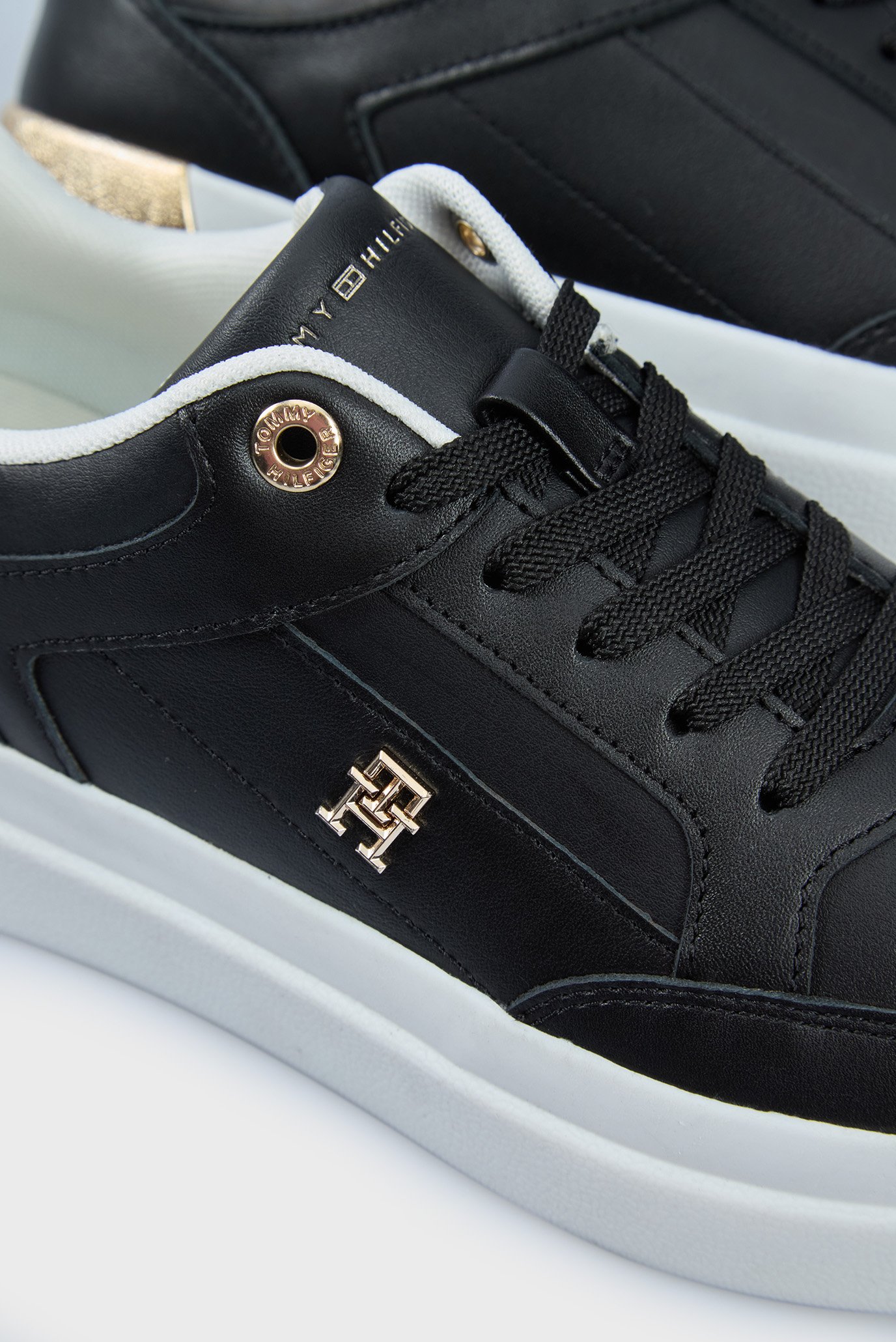 Женские черные сникерсы LUX HARDWARE COURT SNEAKER 2