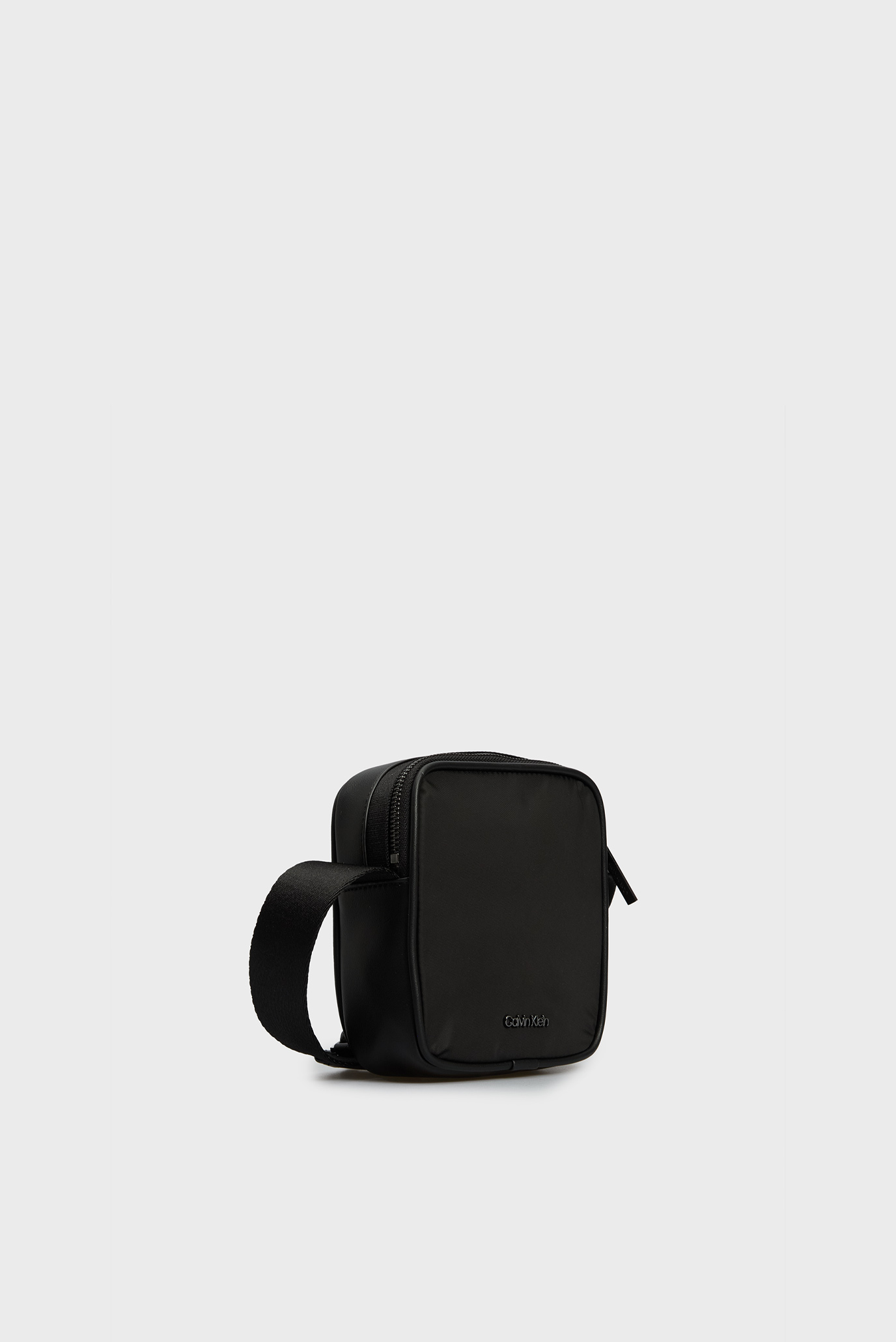 Мужская черная сумка CK EST. NYLON CUBE REPORTER+CASECalvin Klein Мужская черная сумка CK EST. NYLON CUBE REPORTER+CASE 3