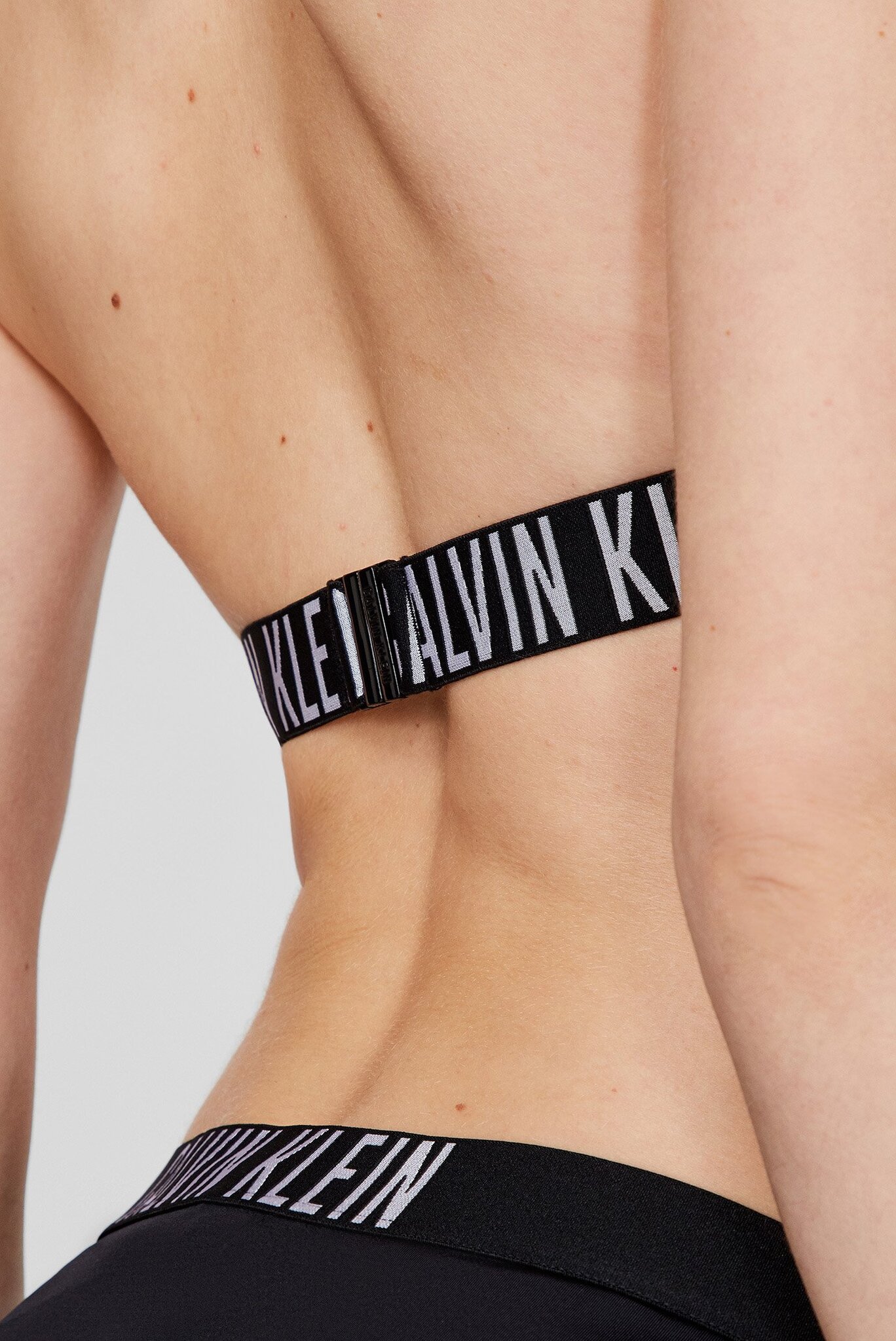 Женский черный лиф от купальникаCalvin Klein Женский черный лиф от купальника 4