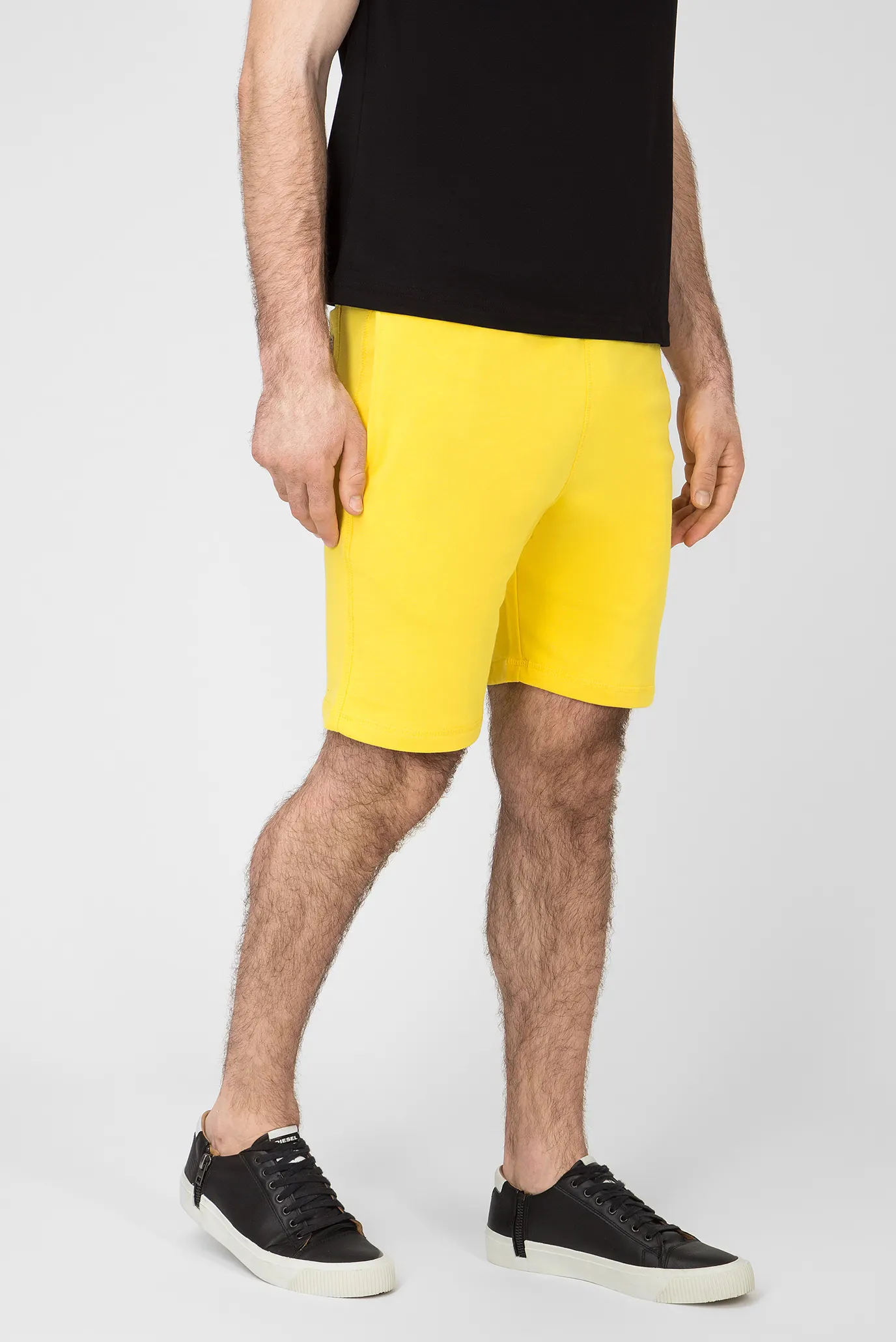 Мужские желтые шорты UMLB-PAN 7