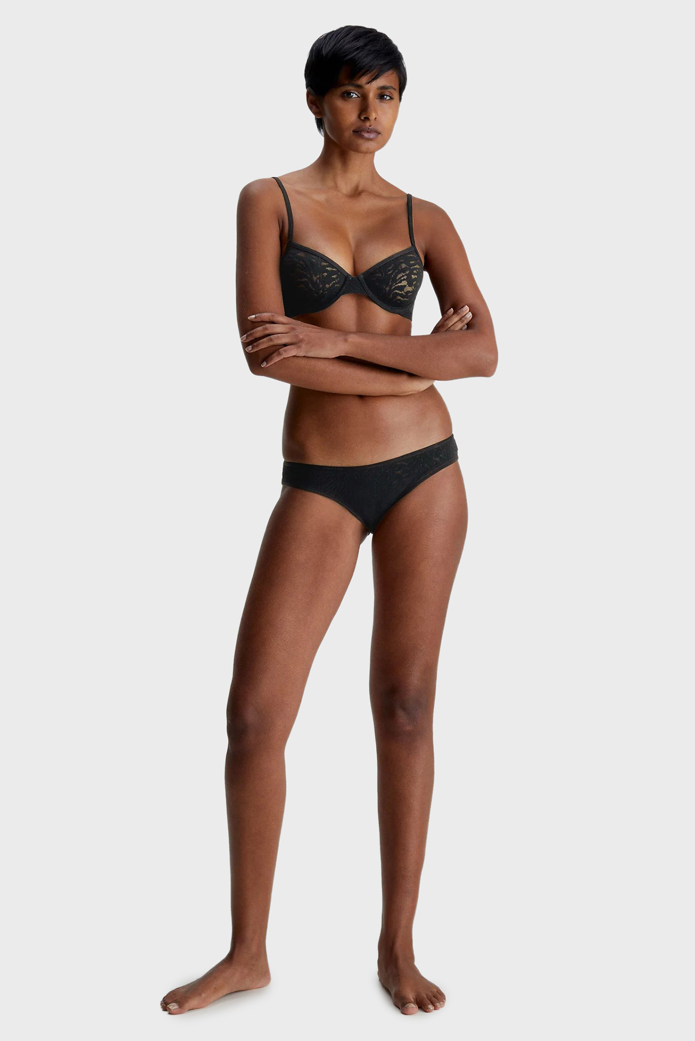 Женские черные трусики BIKINI 9