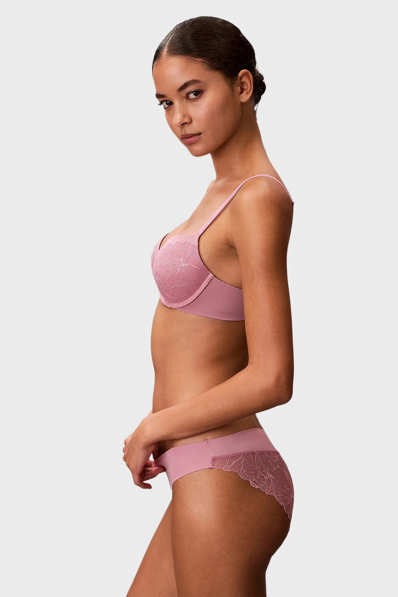 Бюстгальтер PUSH UP PLUNGE 4