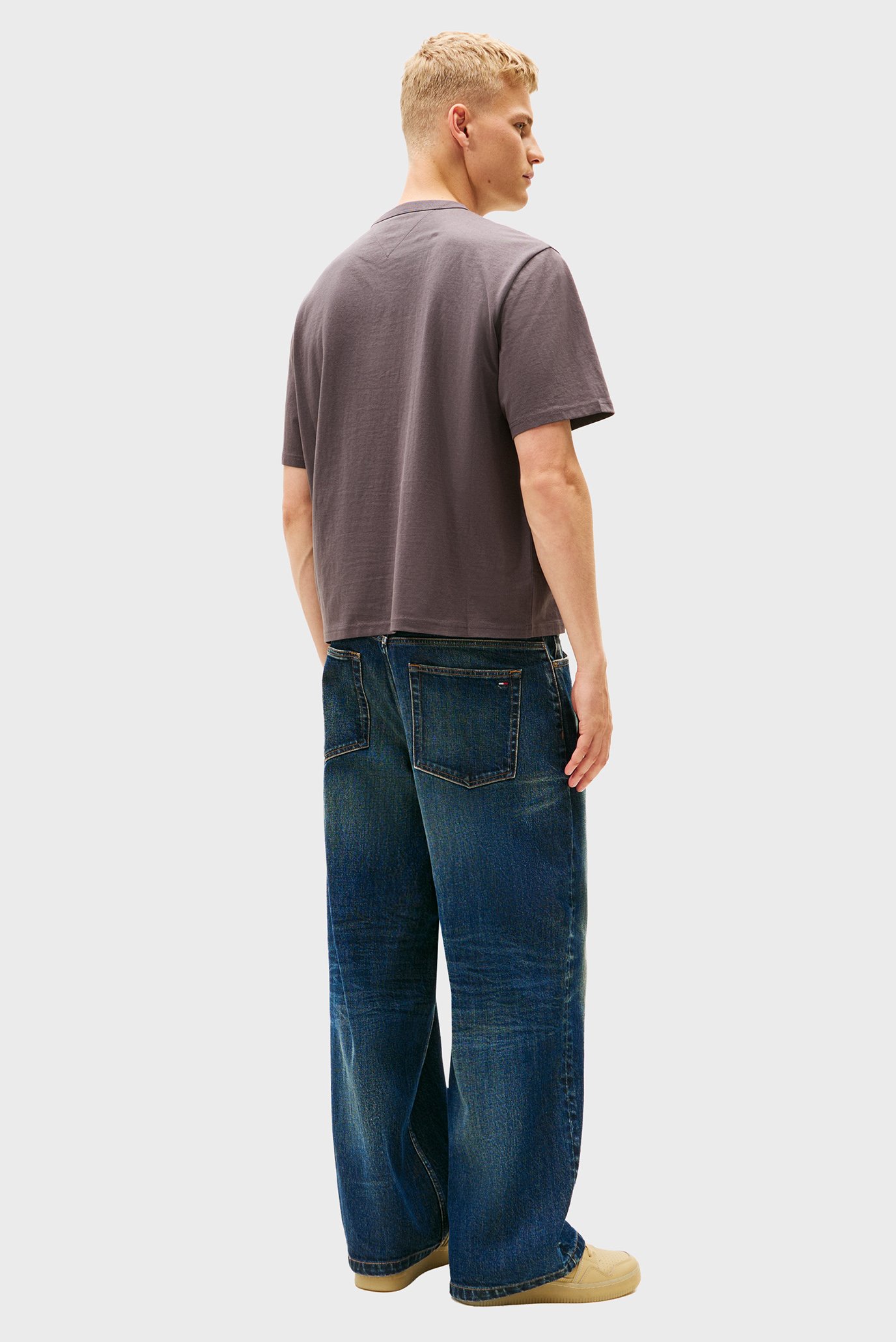 Футболка TJM 90S VARSITY TEE 3