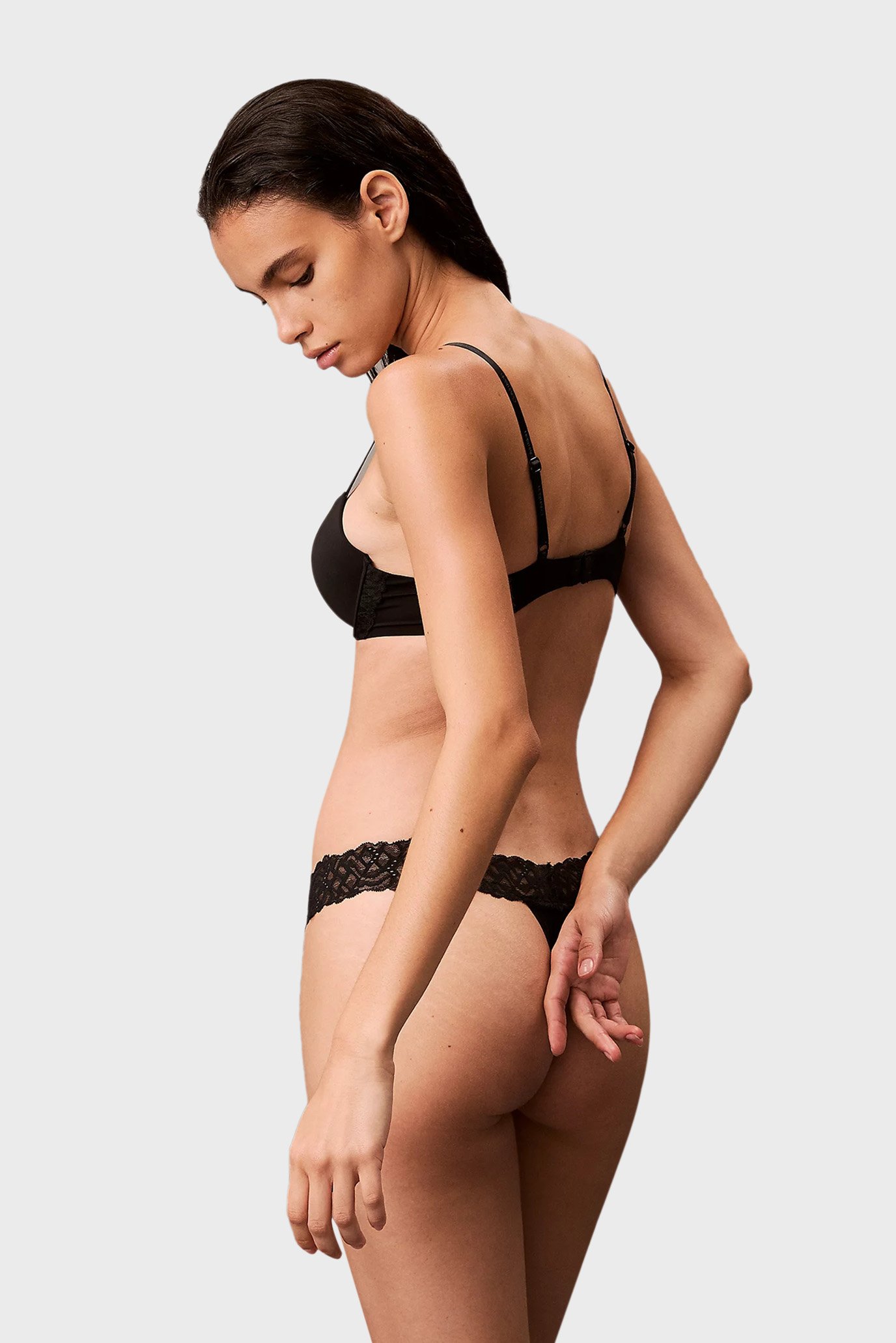 Женские черные трусики THONG 2