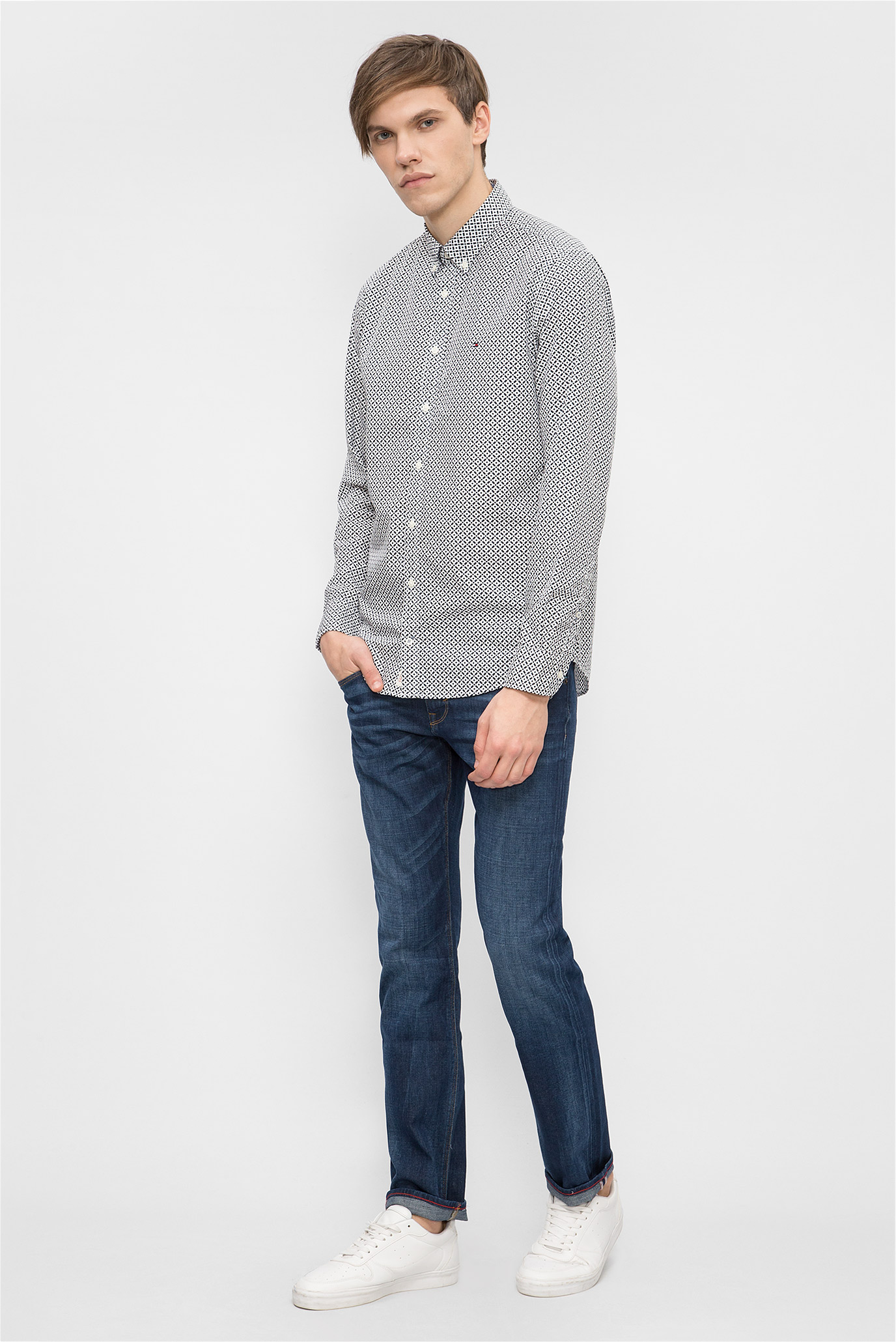 Мужская белая рубашка с принтом 10