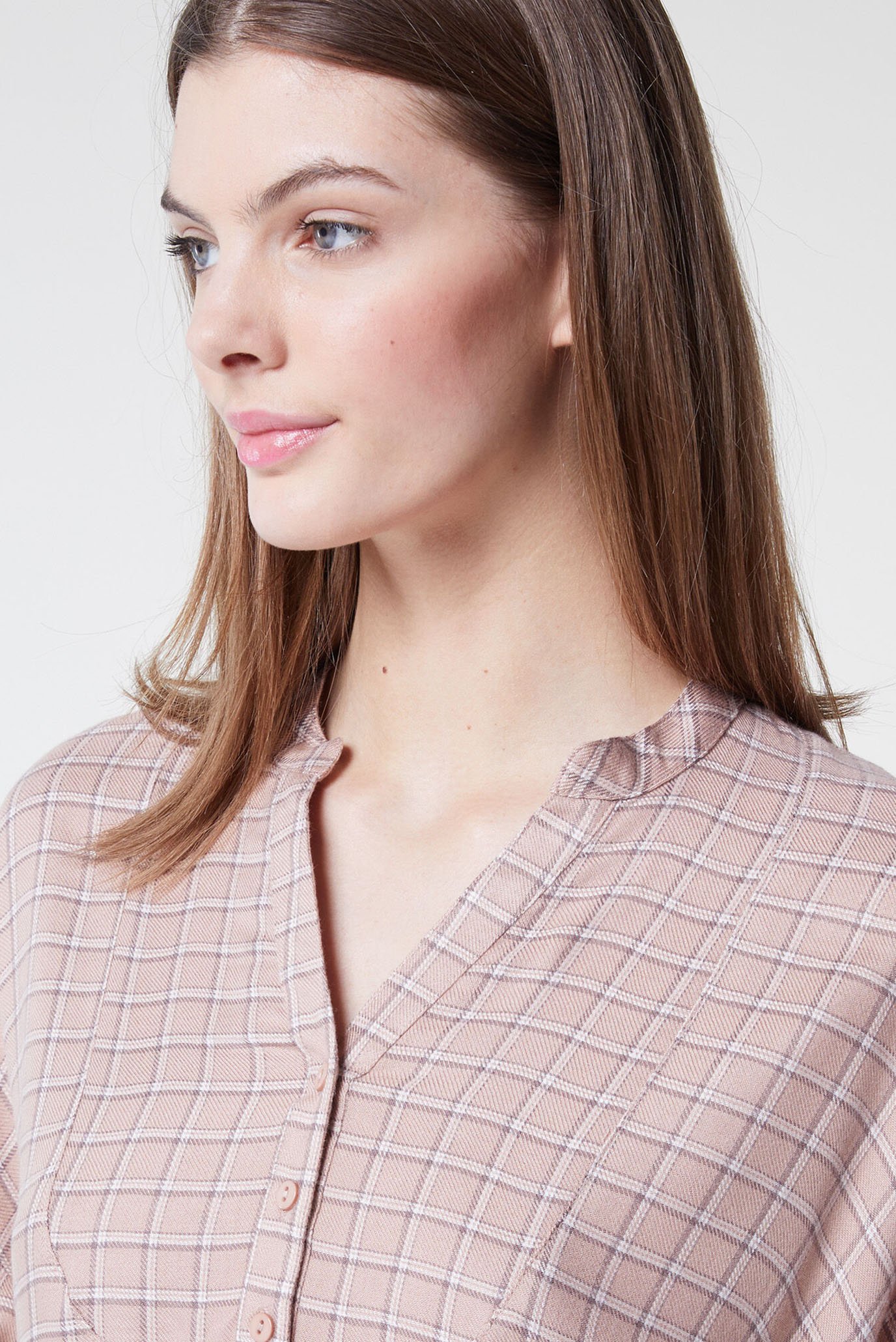 Женская пудровая ночная рубашка в клетку HANAH 4