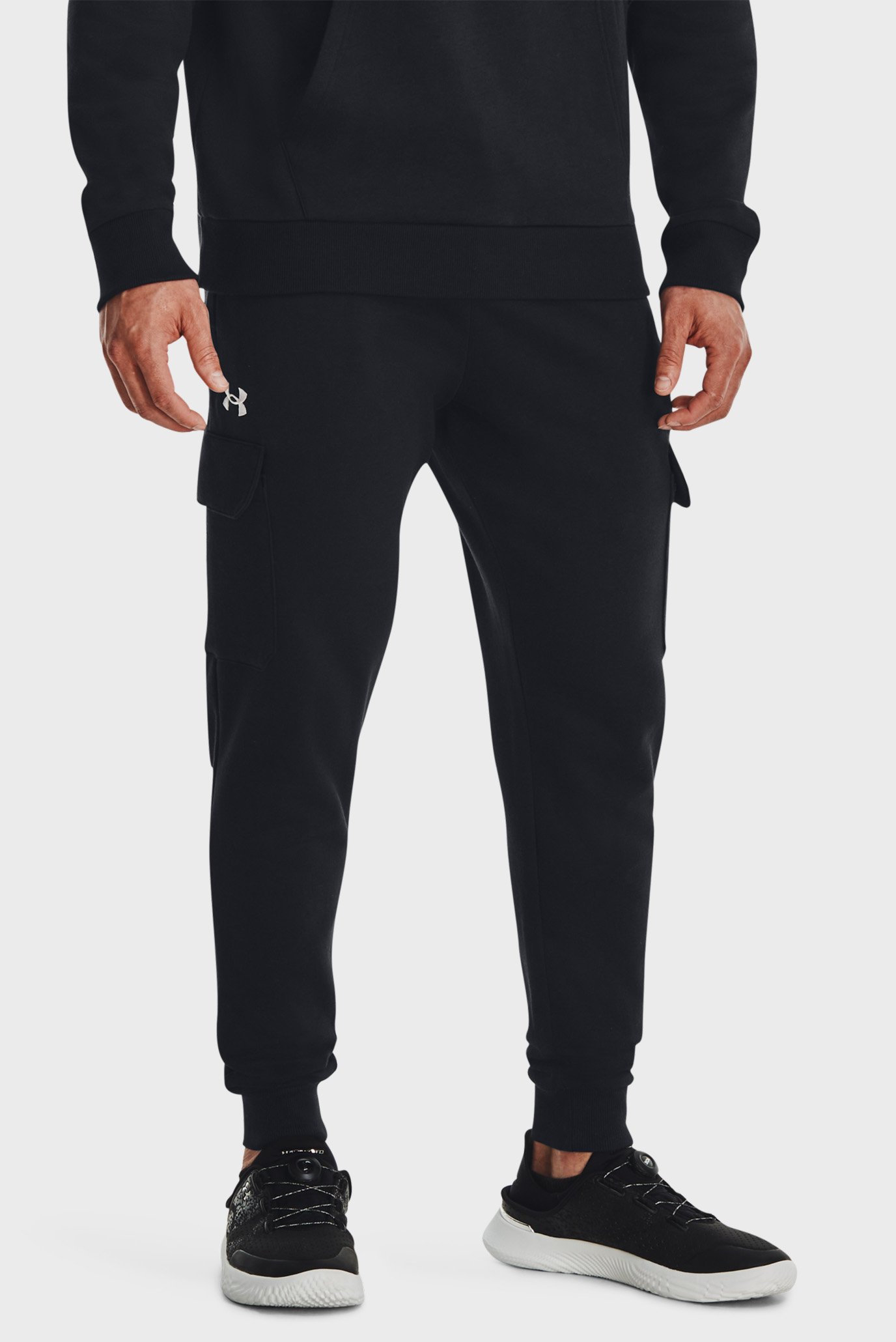Штаны спортивные UA Rival Fleece Cargo Jogger 1