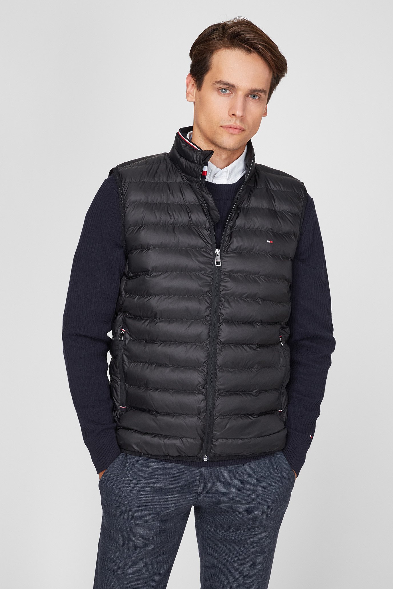 Мужской черный жилет CORE PACKABLE CIRCULAR VESTTommy Hilfiger Мужской черный жилет CORE PACKABLE CIRCULAR VEST 7
